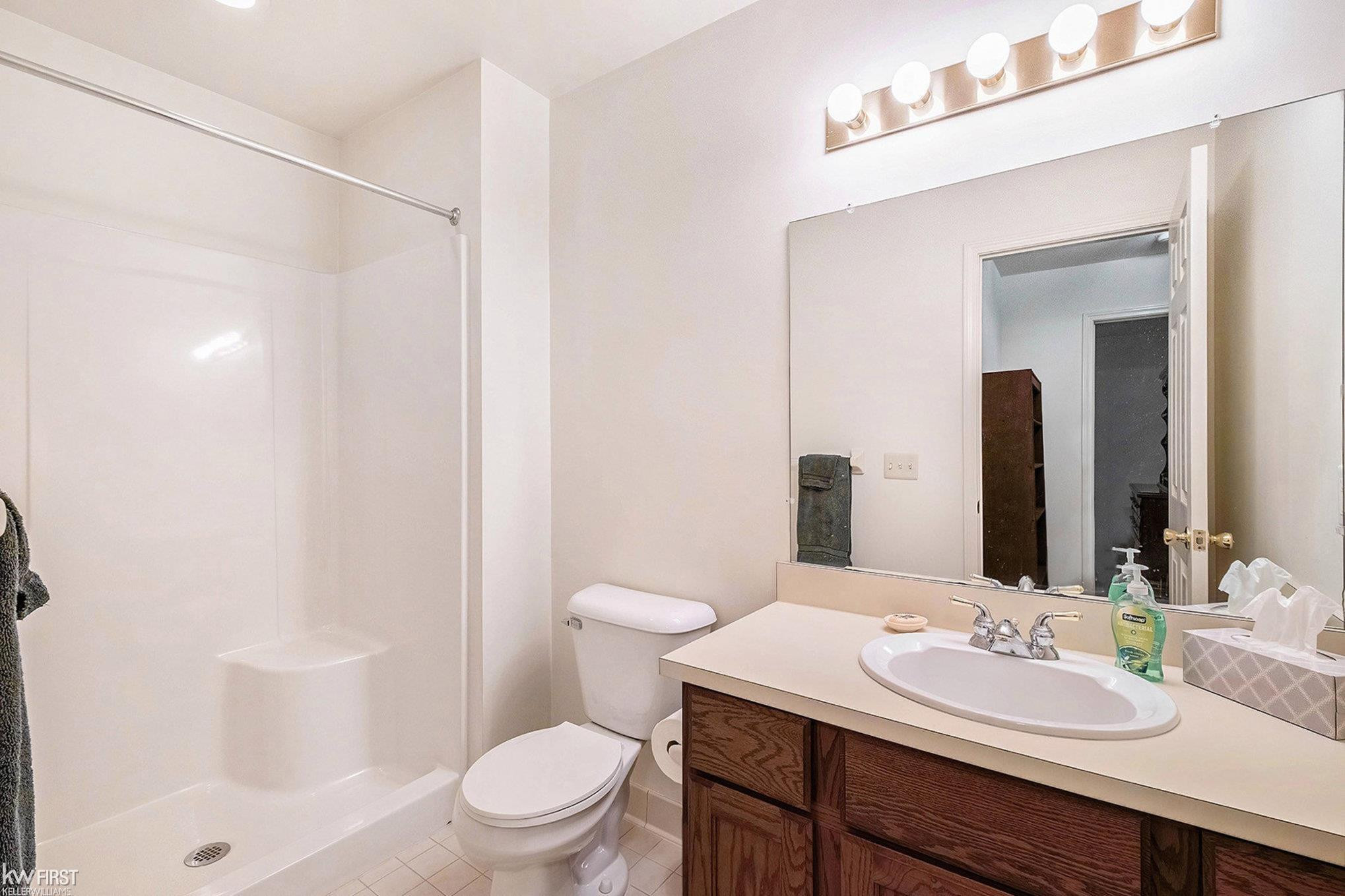 404 Woodfield Square, Brighton, MI 48116 — Photo 21