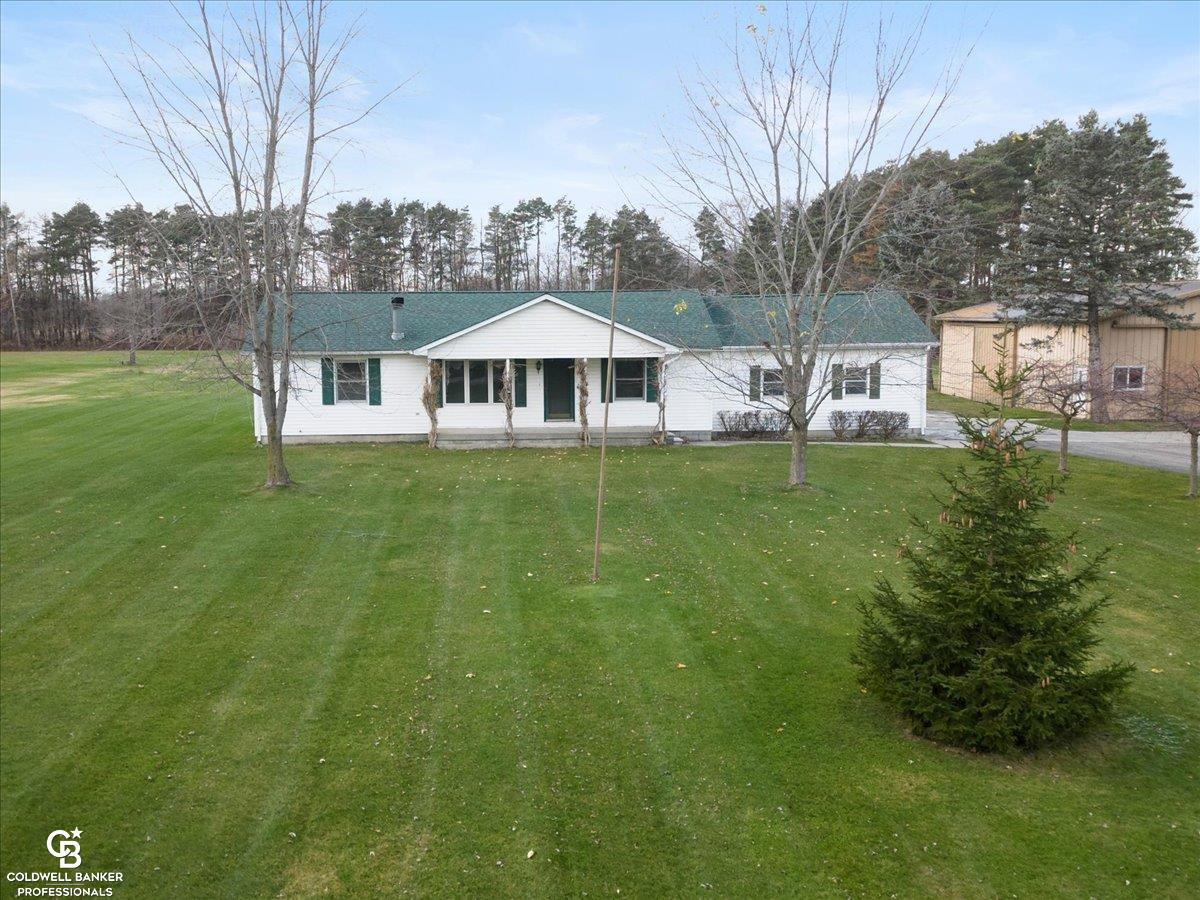 184 Wales Center Road, MI — front exterior