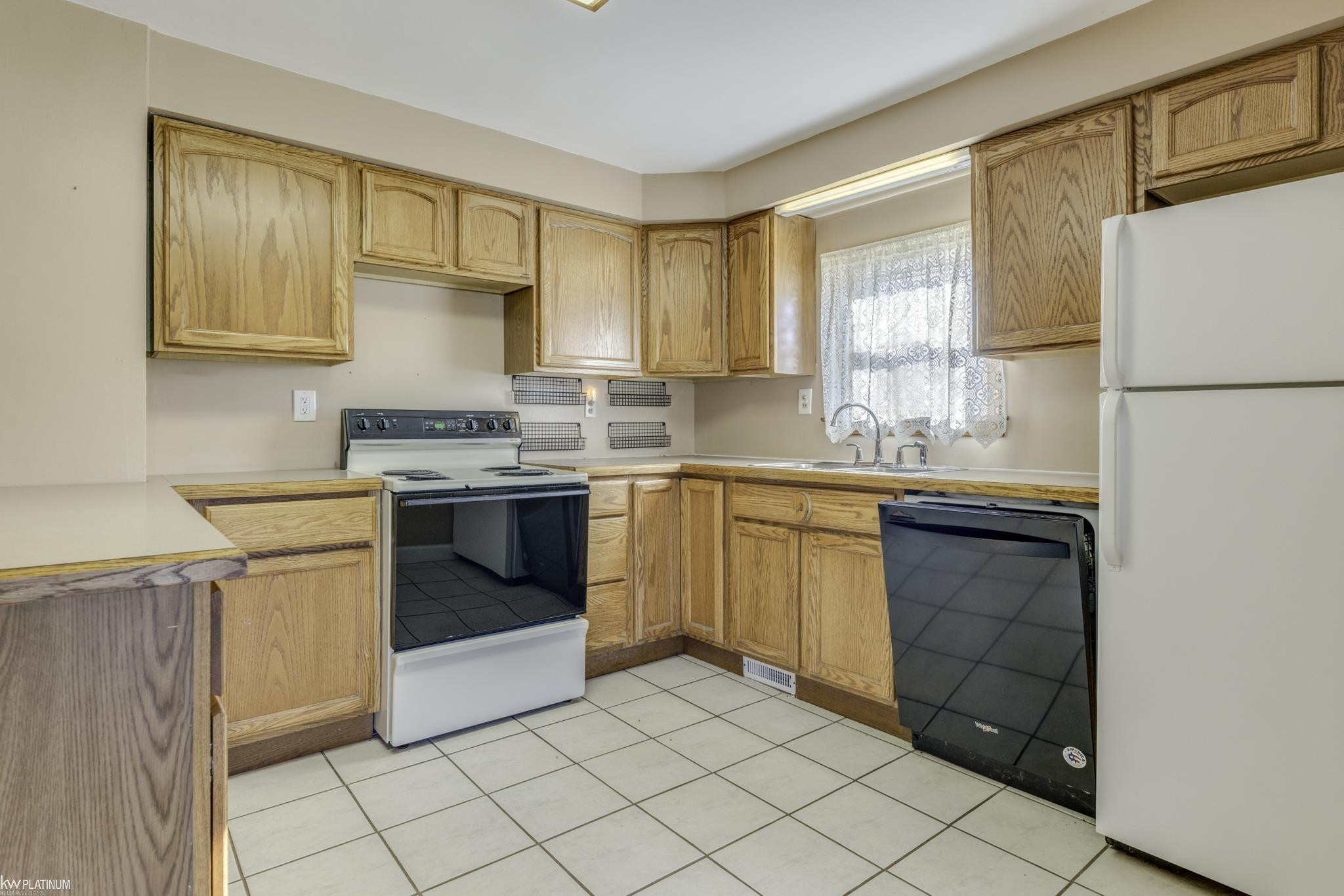 6787 Fargo Road, MI 48006 — Photo 14