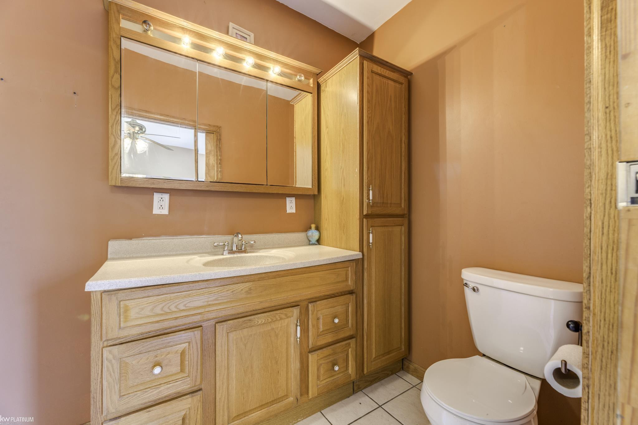 6787 Fargo Road, MI 48006 — Photo 20