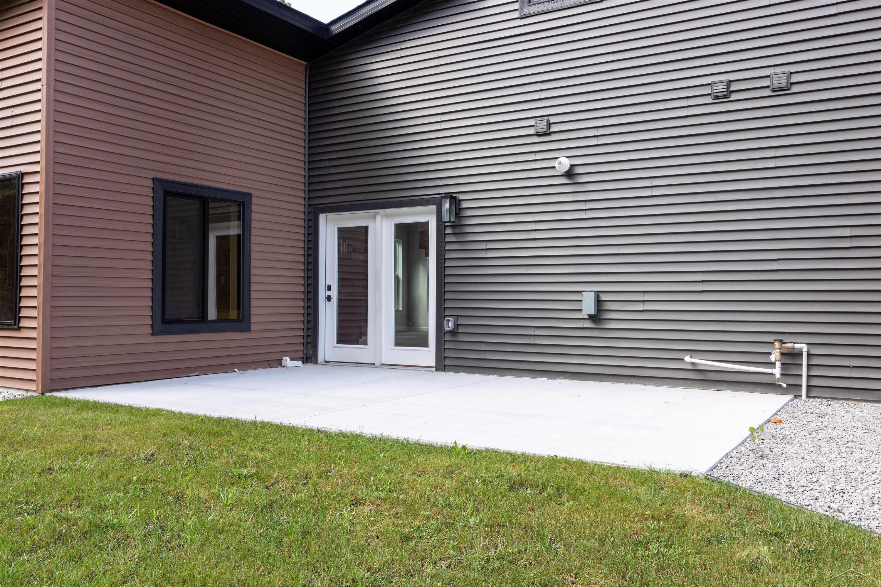 2398 N Smith Street, Sanford, MI 48657 — Photo 26