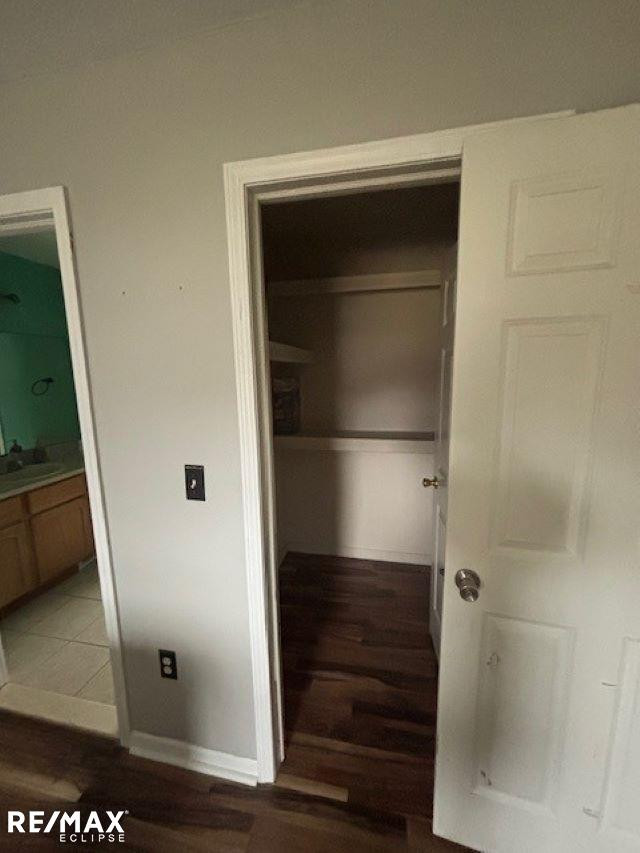 8991 Petz Lake Court, Imlay City, MI 48444 — Photo 32