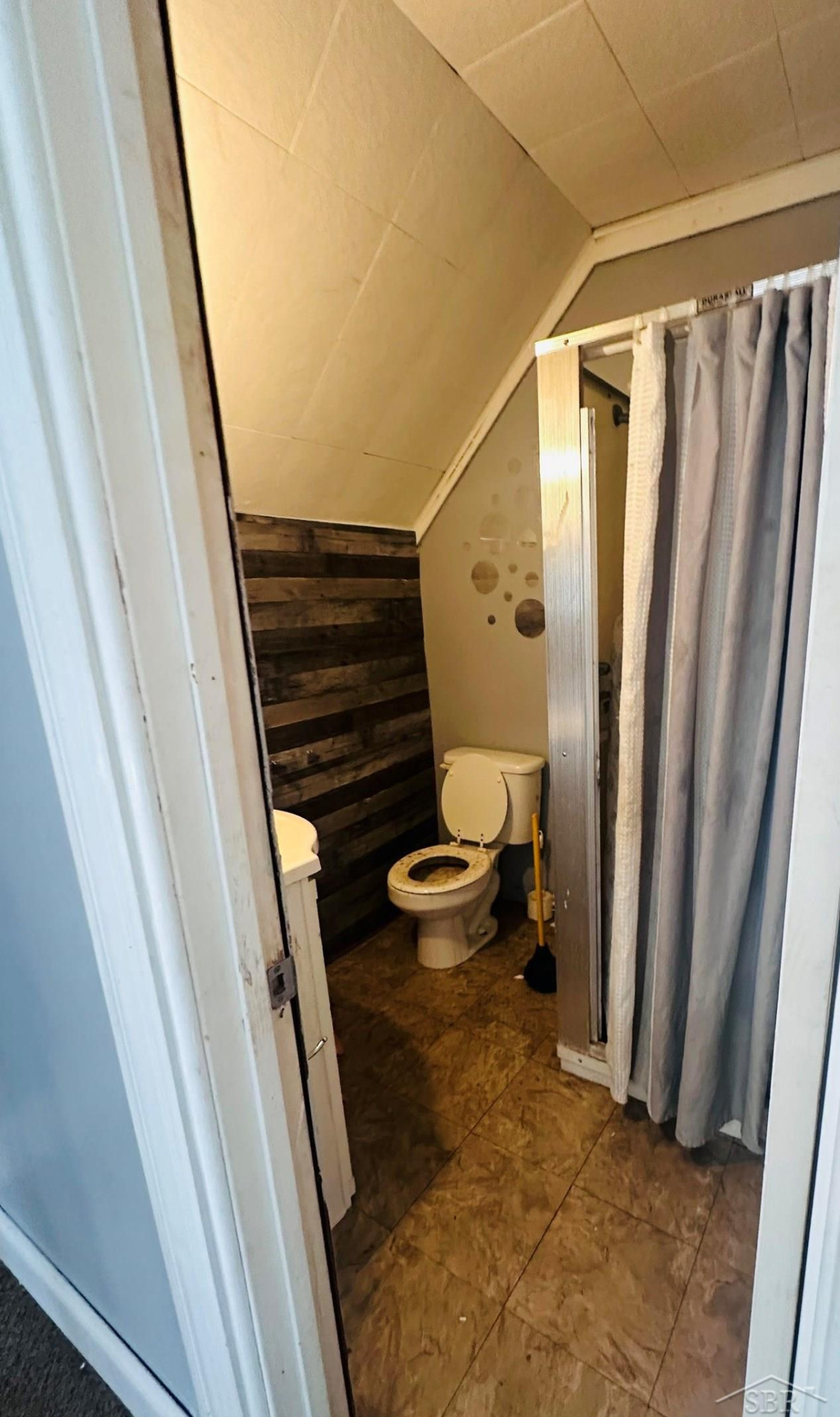 306 W 6th Street, Clare, MI 48617 — Photo 9