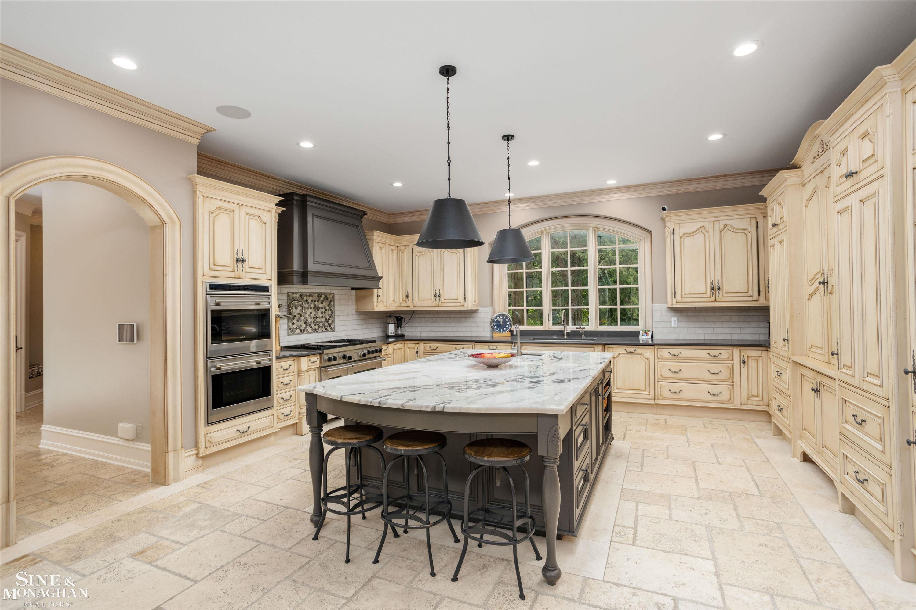 41 Renaud Road, Grosse Pointe Shores, MI 48236 — Photo 24