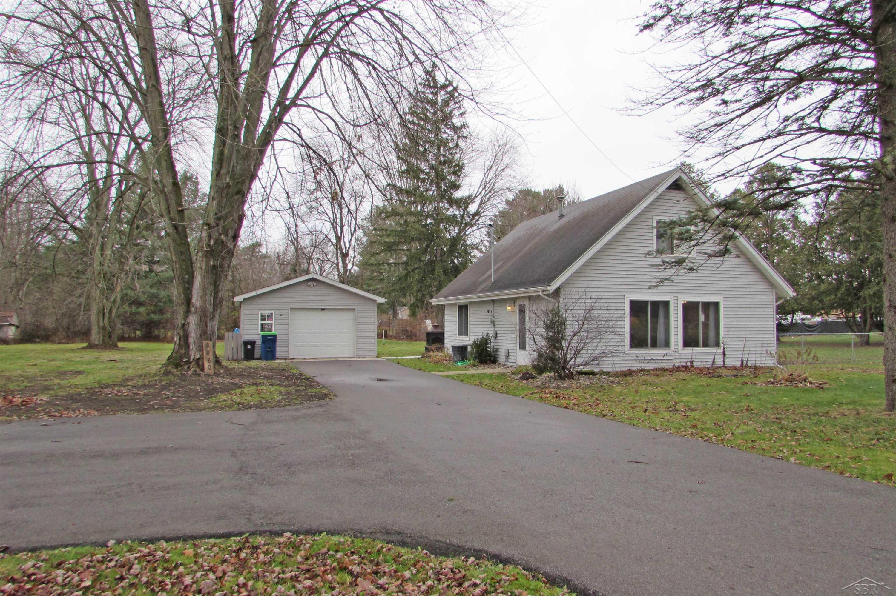 6060 Sheridan Road, Saginaw, MI 48601 — Photo 2