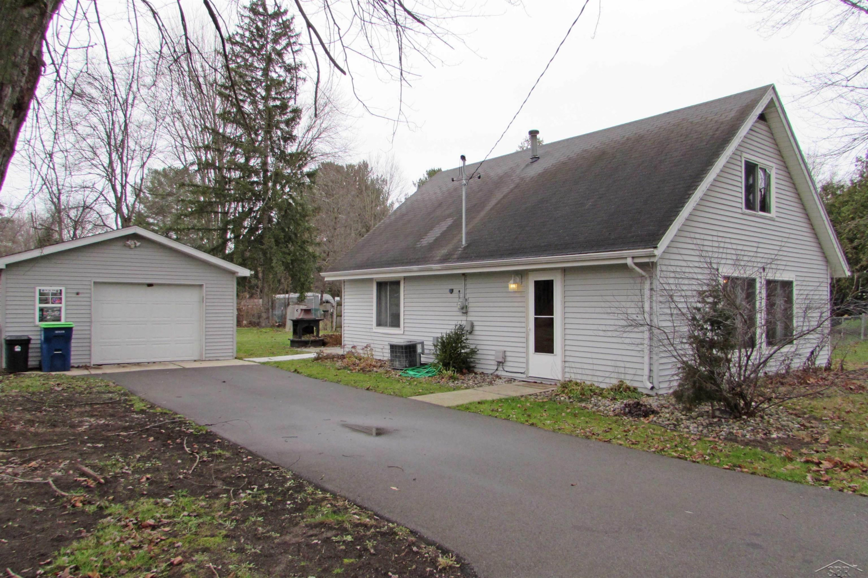 6060 Sheridan Road, Saginaw, MI 48601 — Photo 3