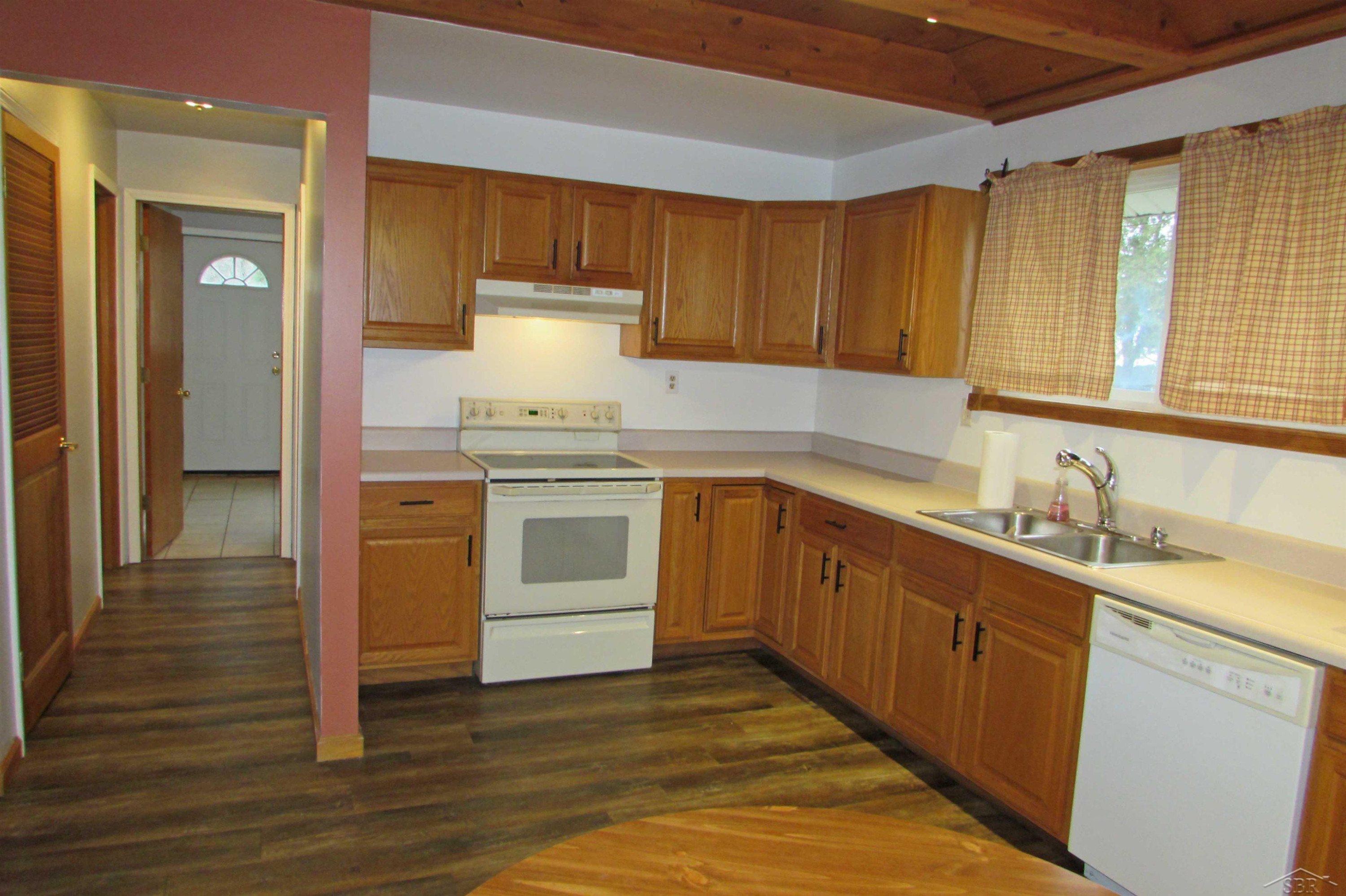 6060 Sheridan Road, Saginaw, MI 48601 — Photo 9