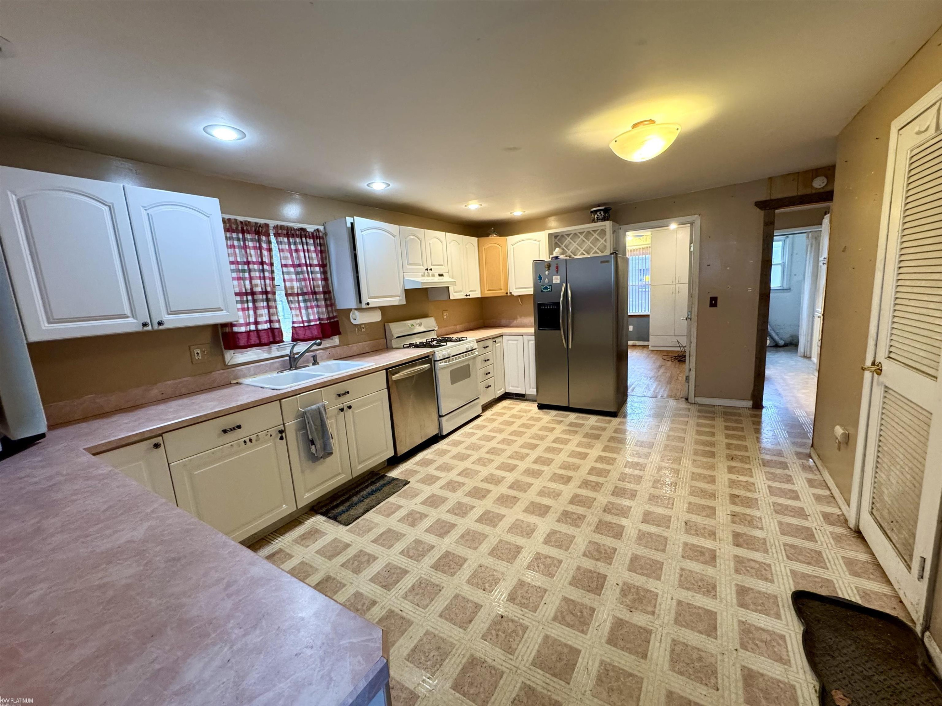 301 Branch Street, Almont, MI 48003 — Photo 2