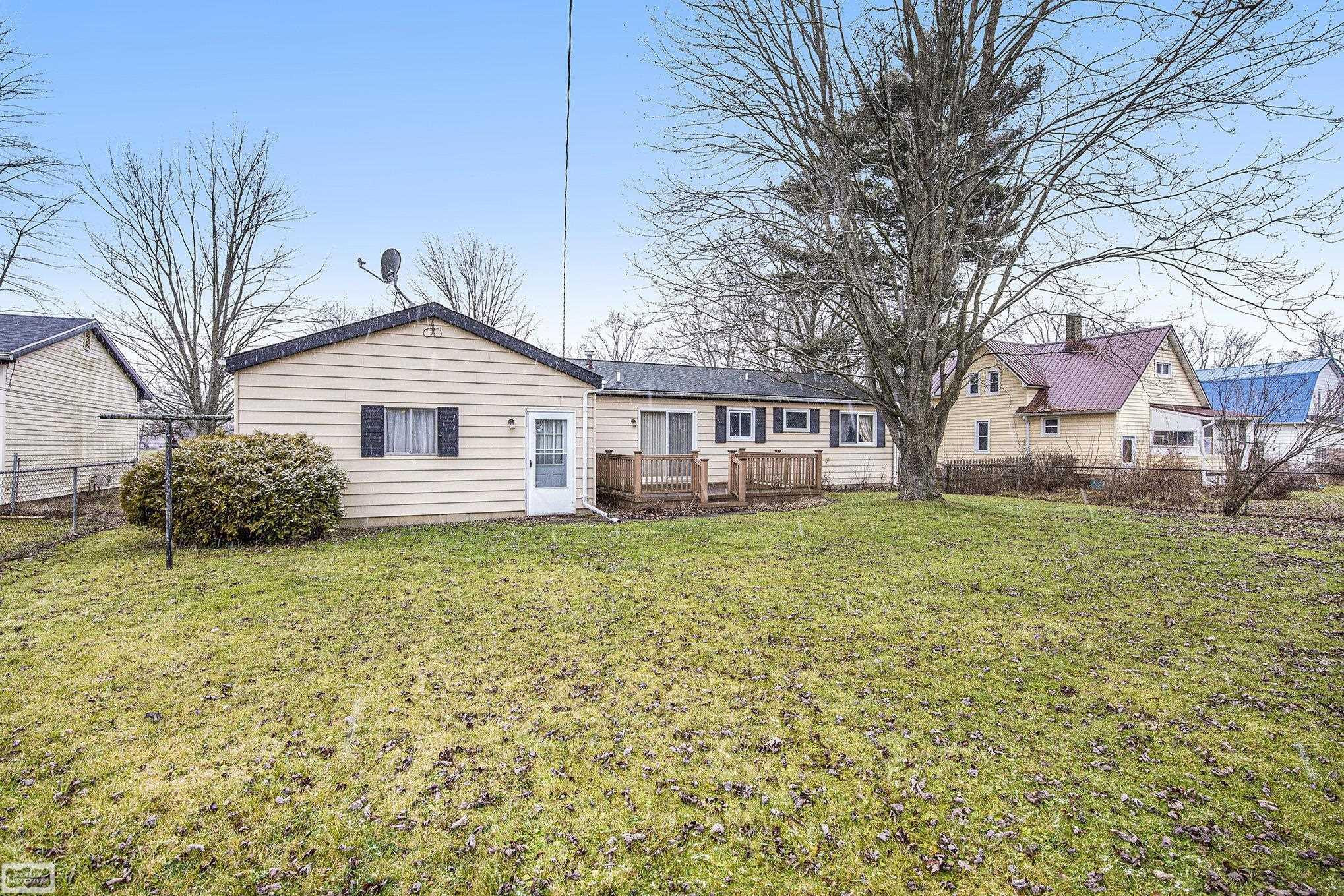 210 S Hunter Street, Capac, MI 48014 — Photo 3