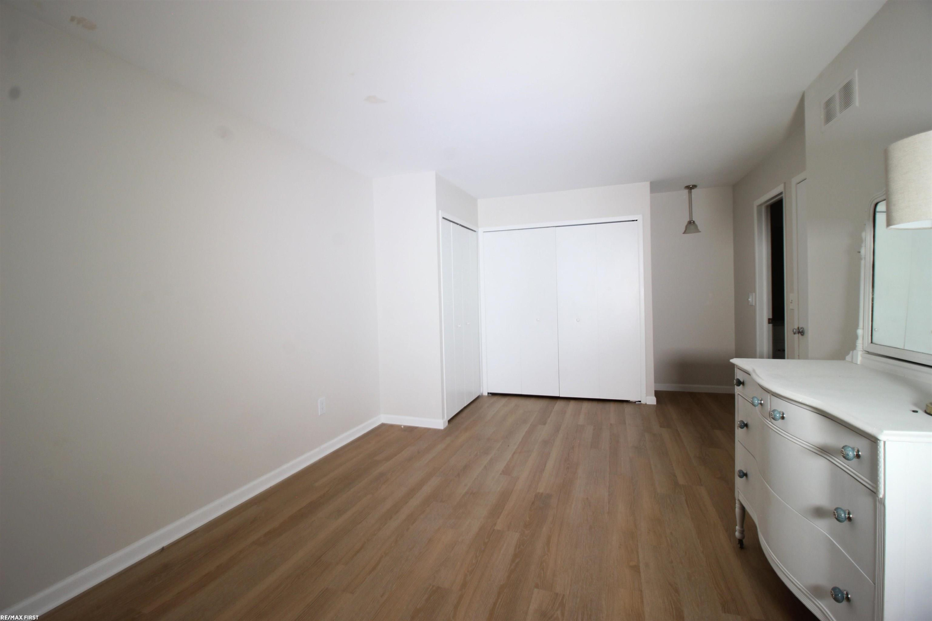 41965 Utica Road, Sterling Heights, MI 48313 — Photo 11