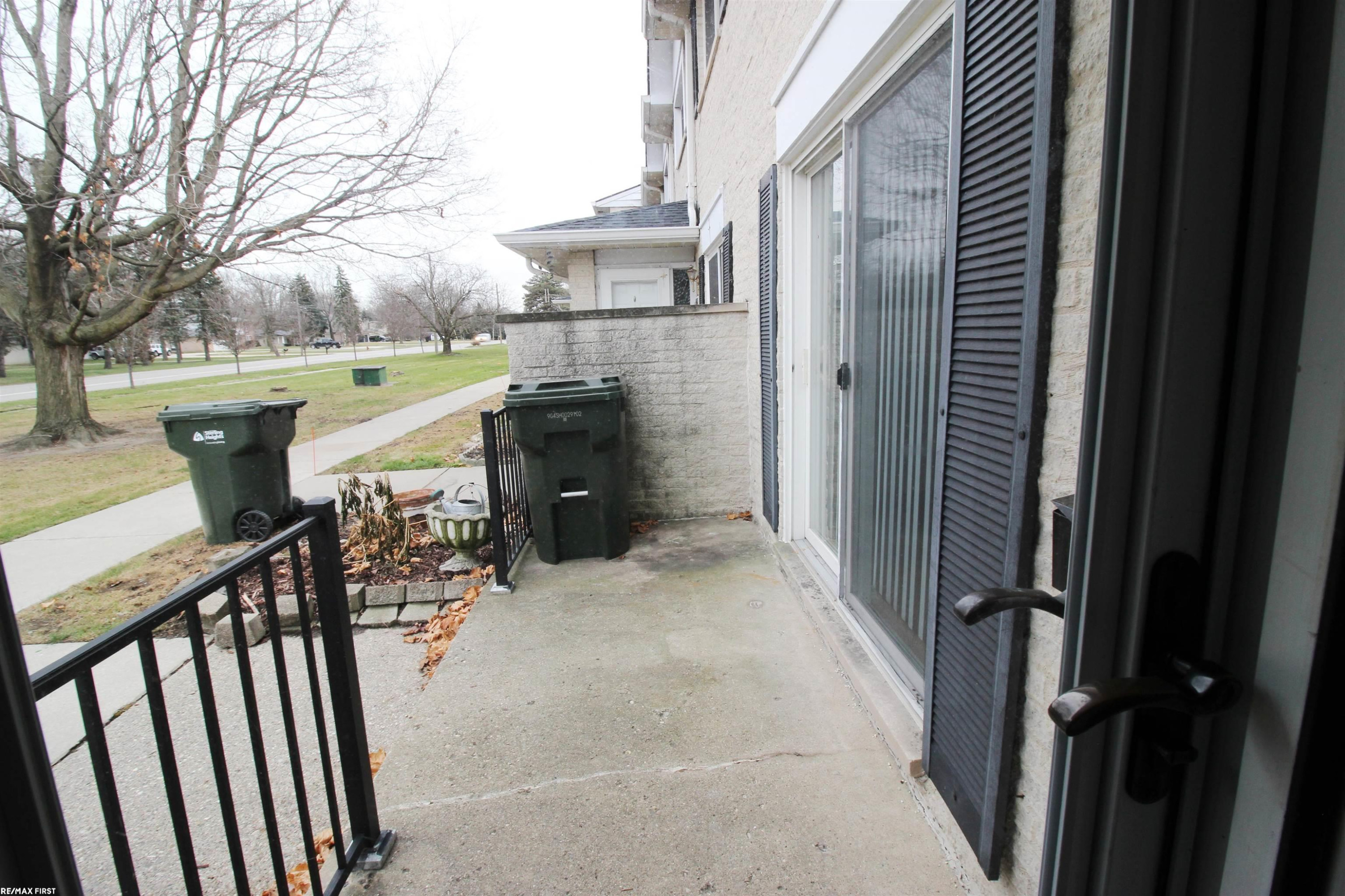 41965 Utica Road, Sterling Heights, MI 48313 — Photo 17
