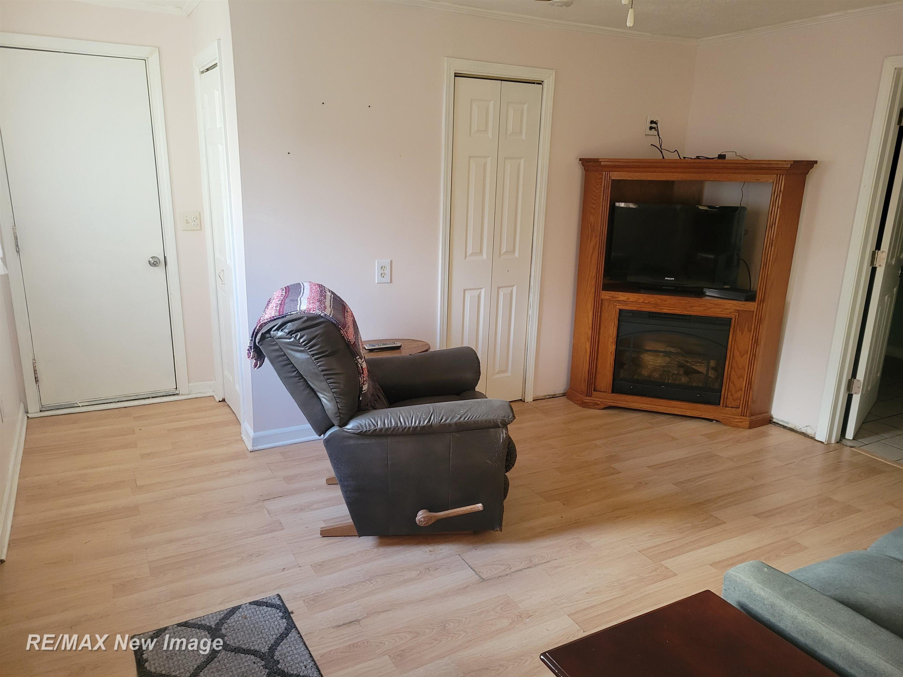 6925 Swan Creek Road, Saginaw, MI 48609 — Photo 9