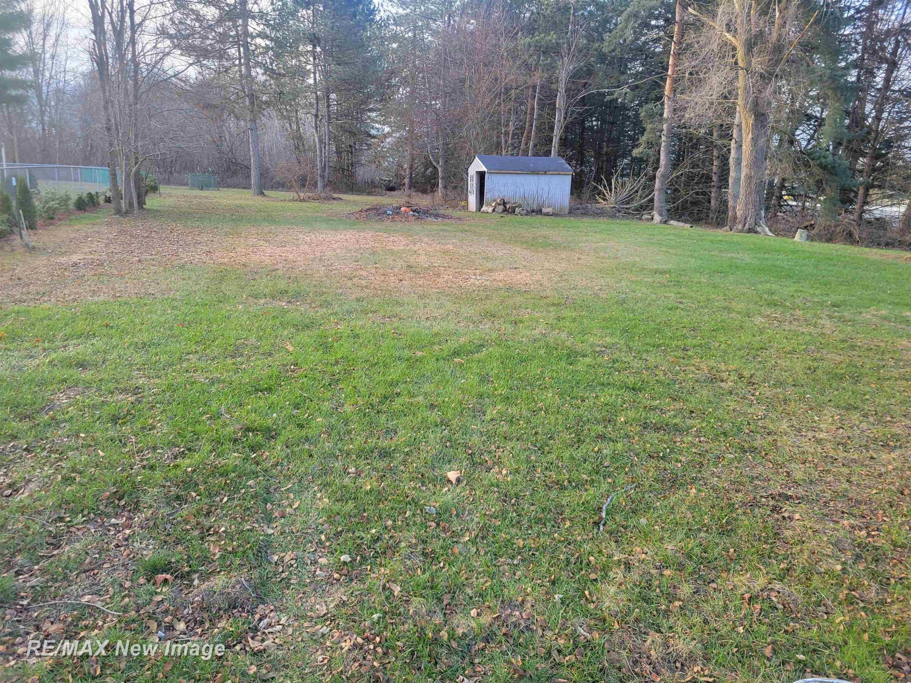 6925 Swan Creek Road, Saginaw, MI 48609 — Photo 15