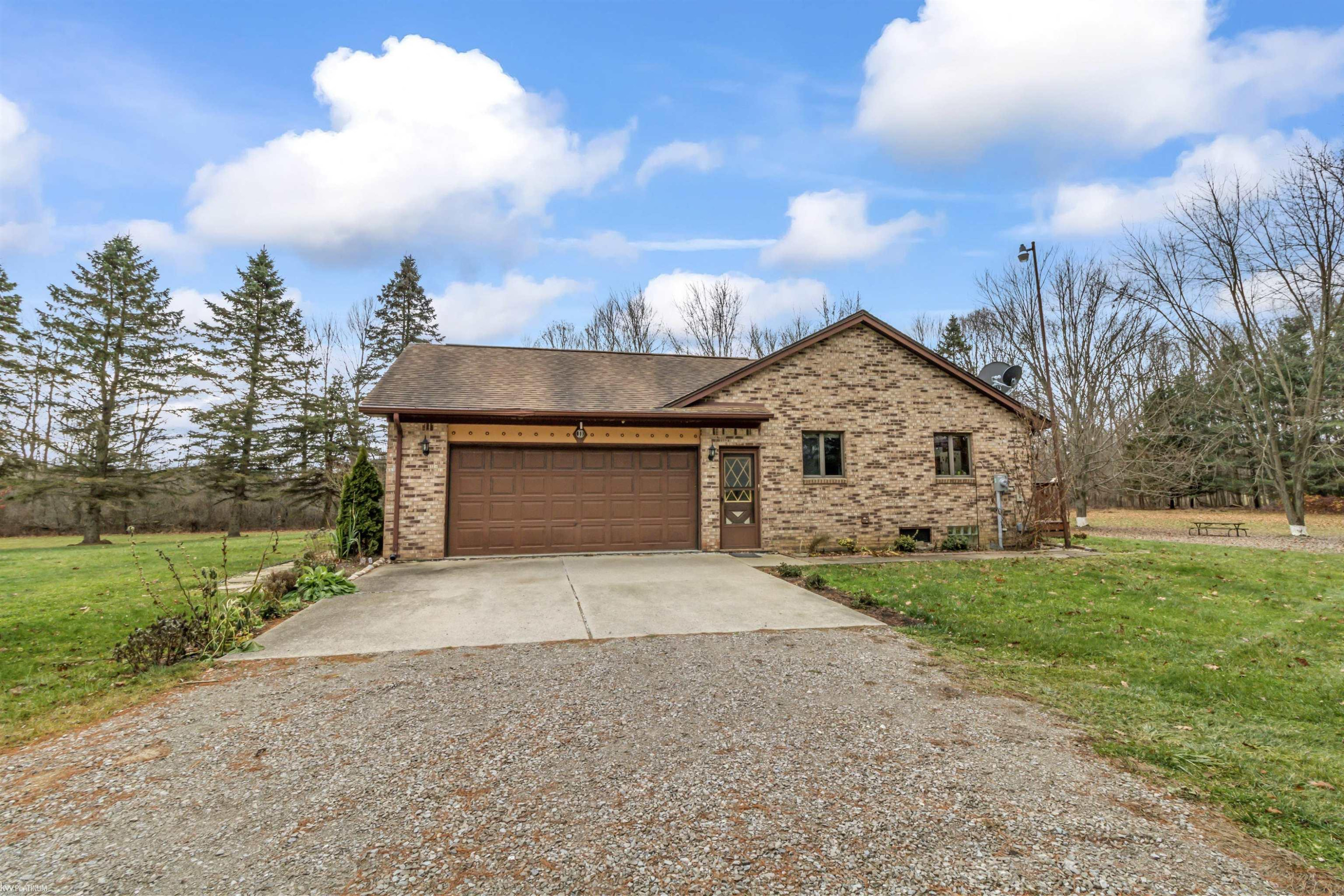 5771 Emmett Road, Emmett, MI 48022 — Photo 6