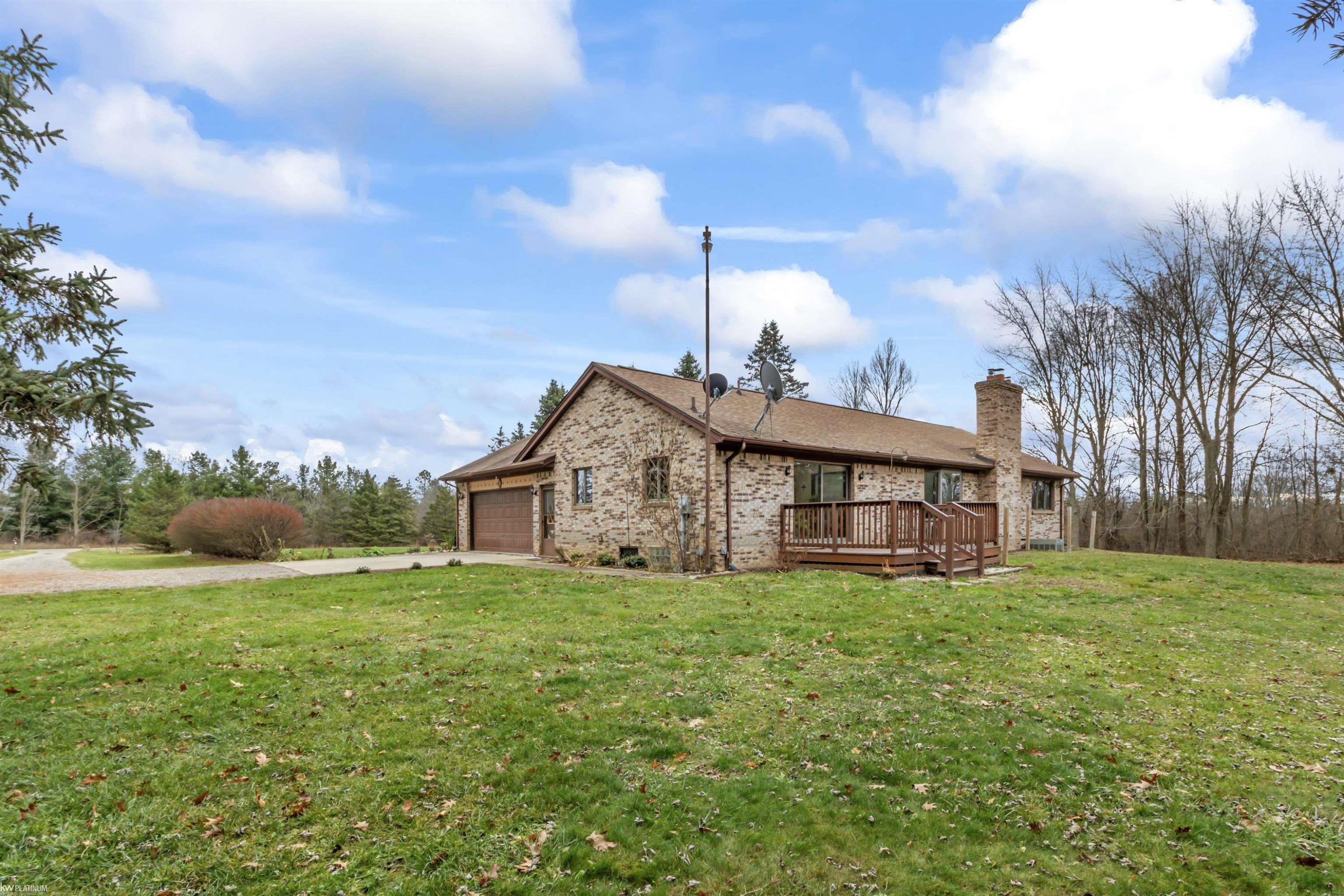 5771 Emmett Road, Emmett, MI 48022 — Photo 7