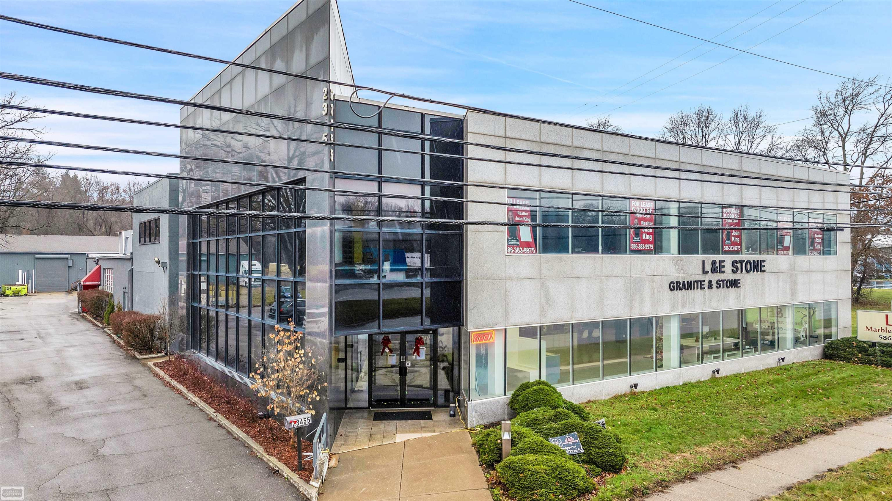 23455 Telegraph Rd, Southfield, MI 48033