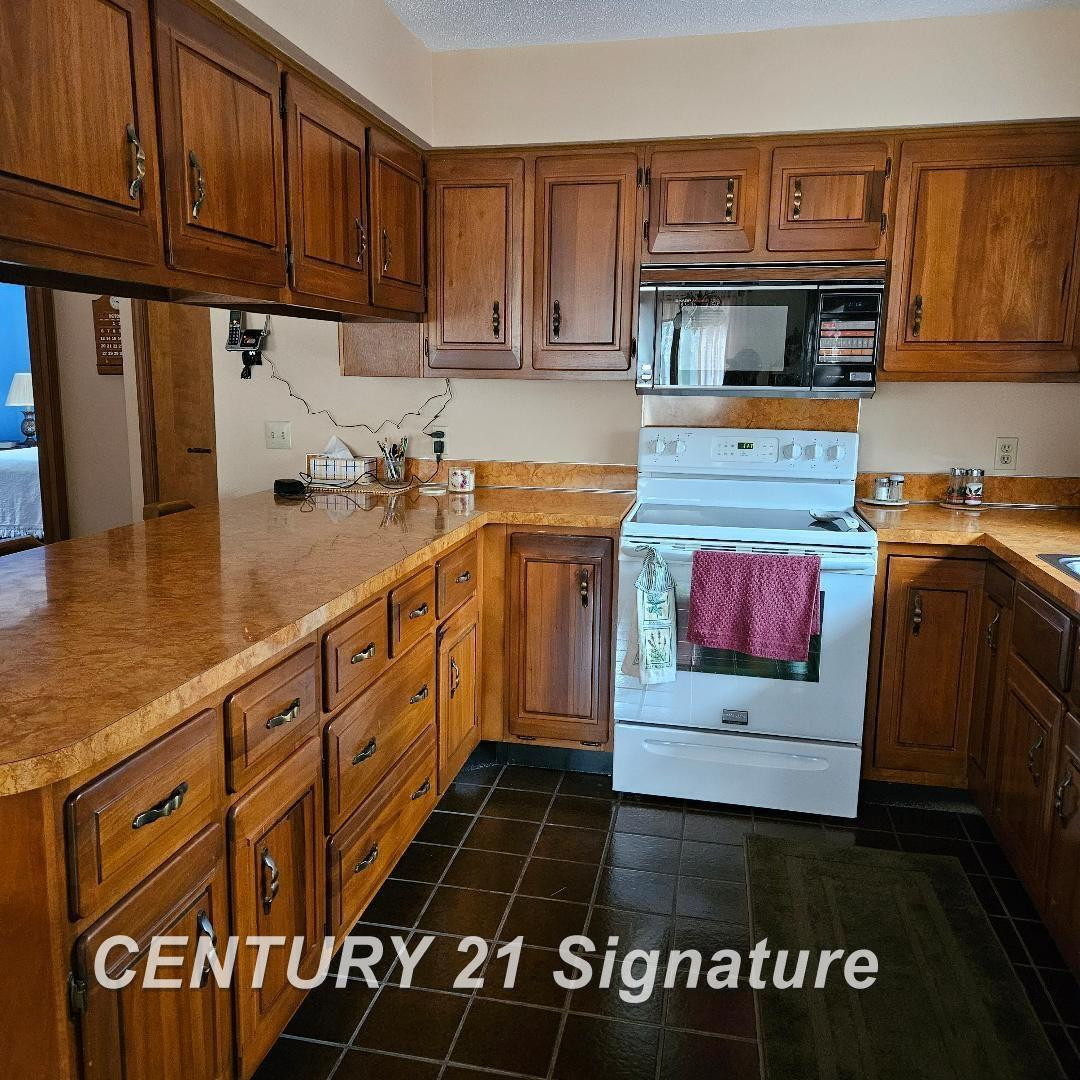 13540 Lakefield Road, Hemlock, MI 48626 — Photo 7