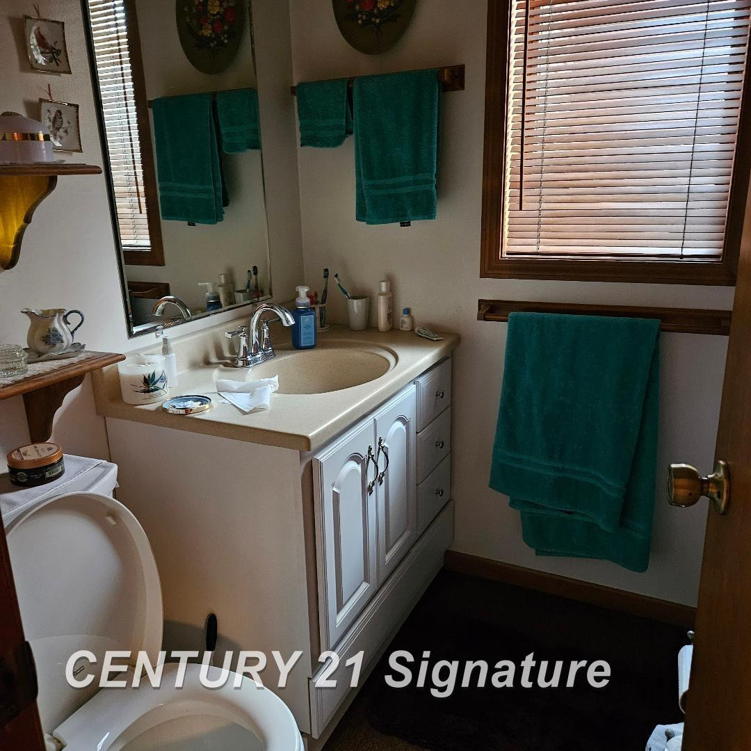 13540 Lakefield Road, Hemlock, MI 48626 — Photo 13