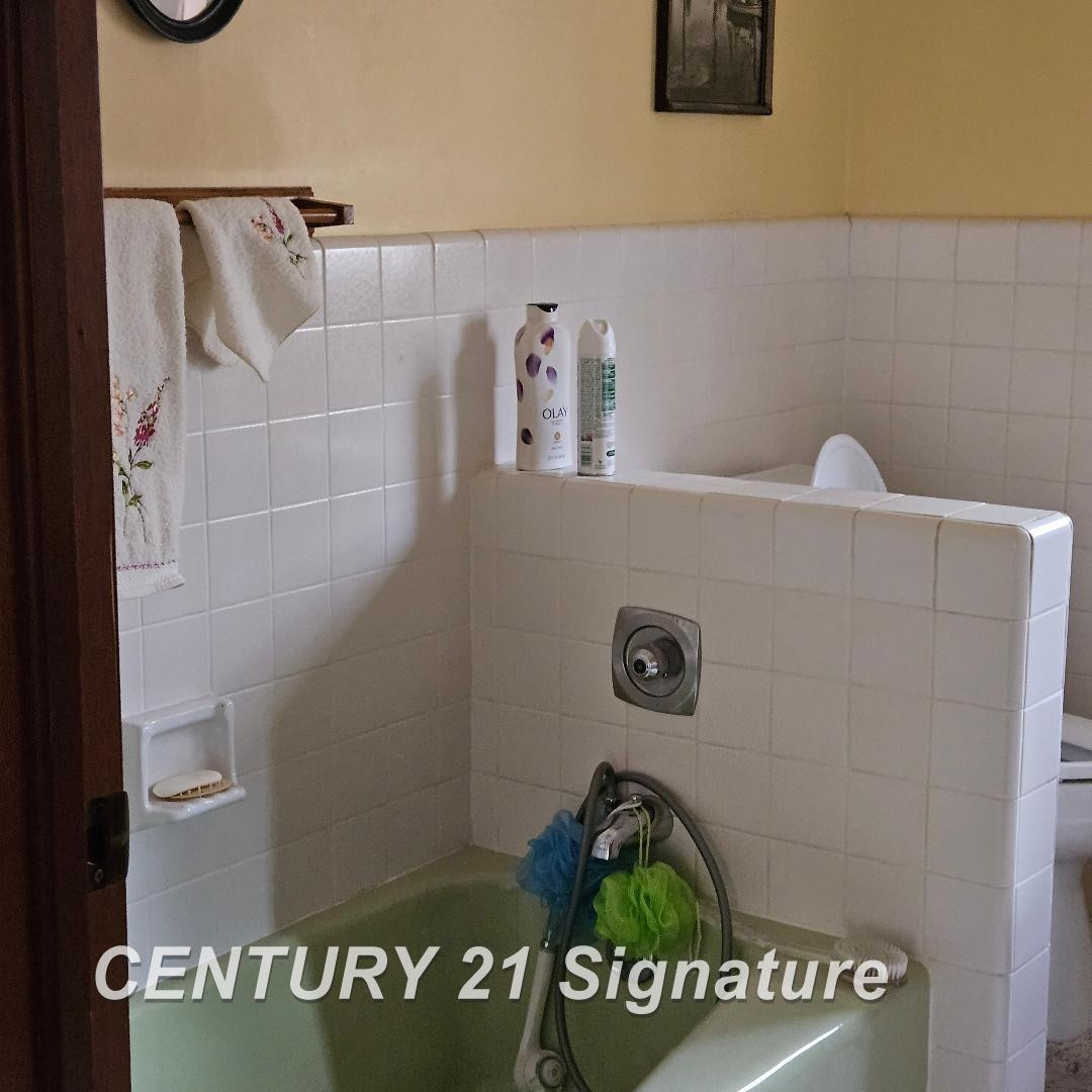 13540 Lakefield Road, Hemlock, MI 48626 — Photo 19