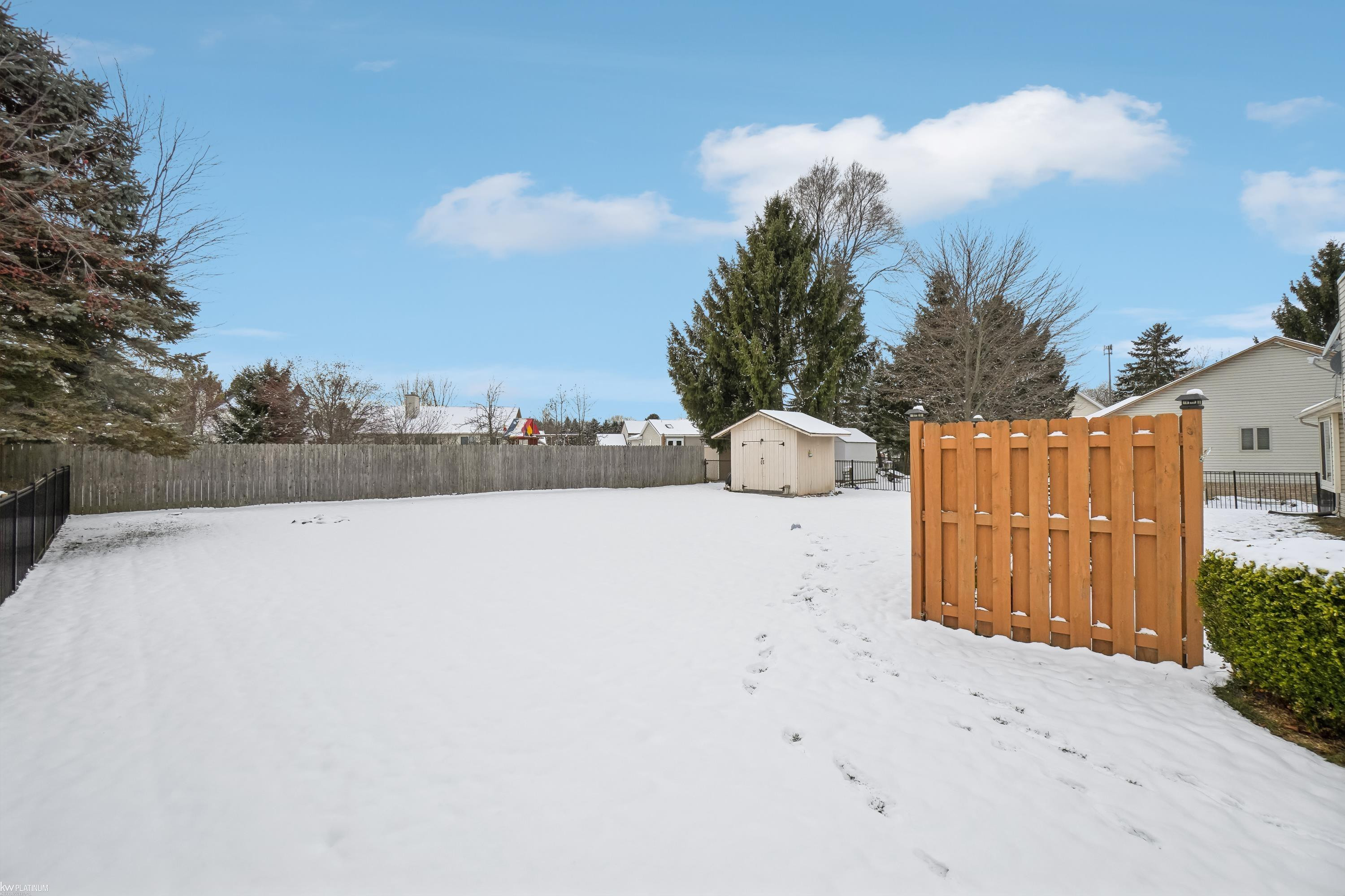 562 Allison Drive, Almont, MI 48003 — Photo 5