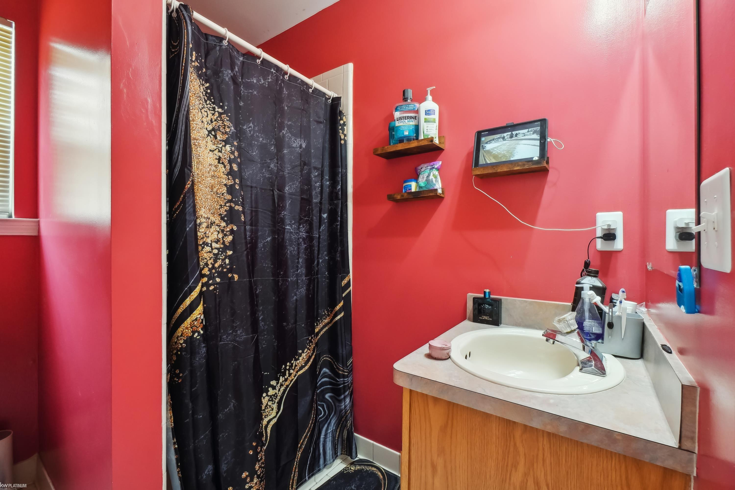 562 Allison Drive, Almont, MI 48003 — Photo 9