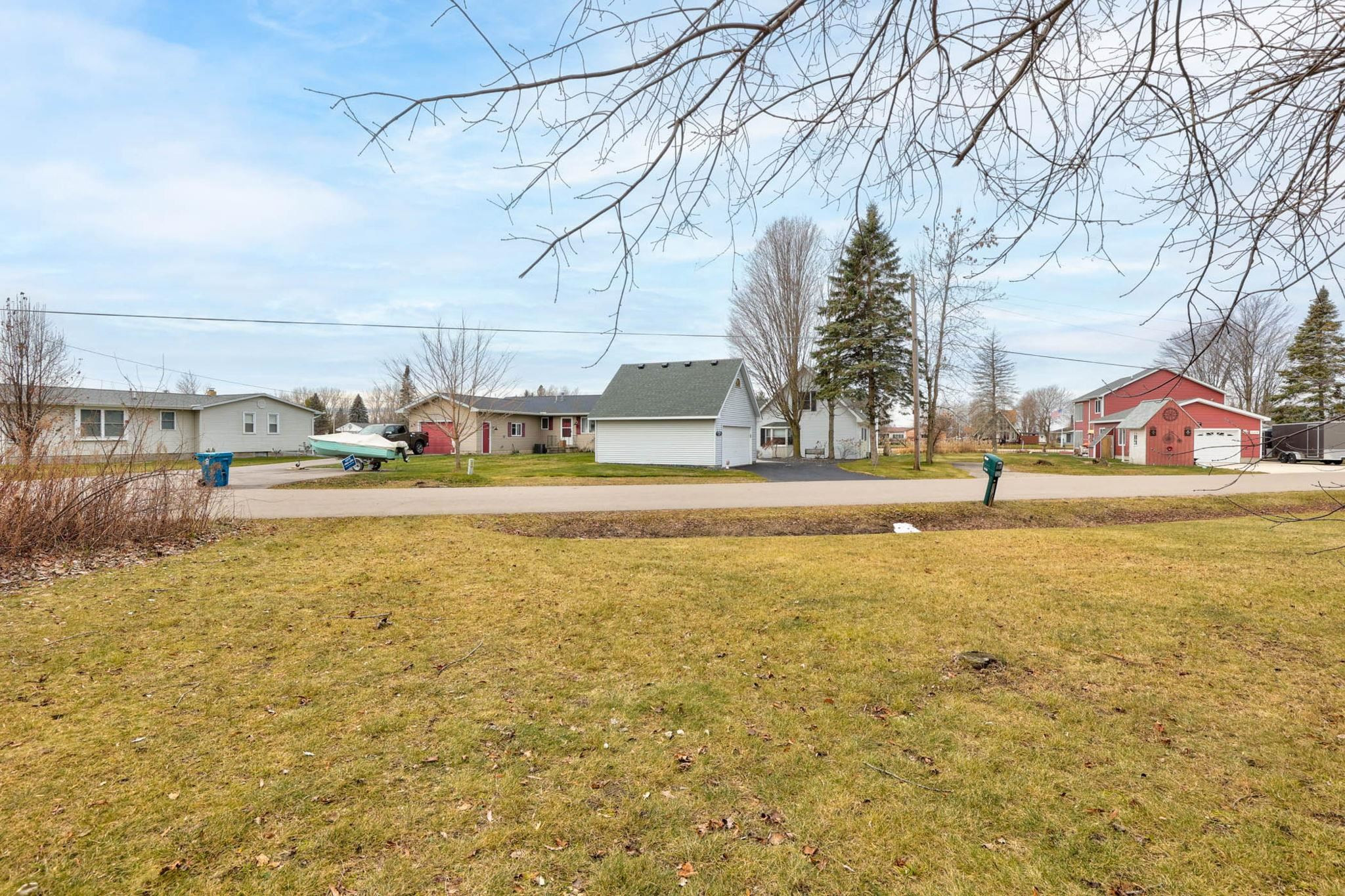 656 Burt Court, Au Gres, MI 48703 — Photo 54