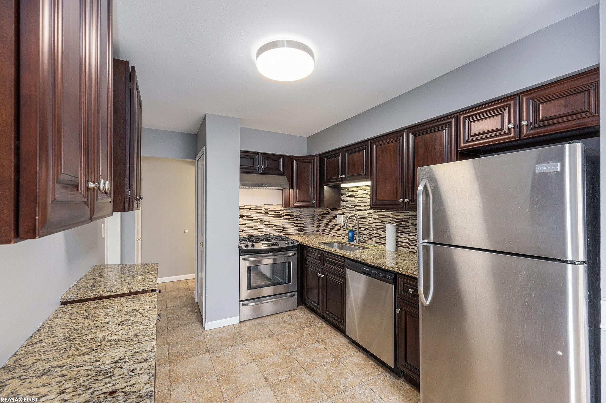 8507 Winchester Drive, Sterling Heights, MI 48313 — Photo 5