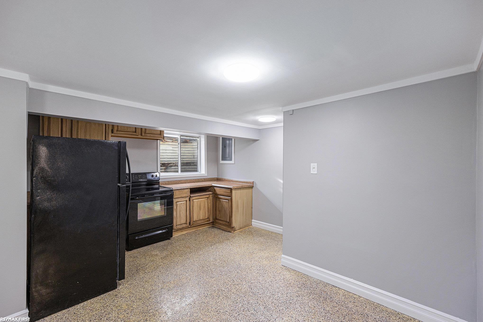 8507 Winchester Drive, Sterling Heights, MI 48313 — Photo 13