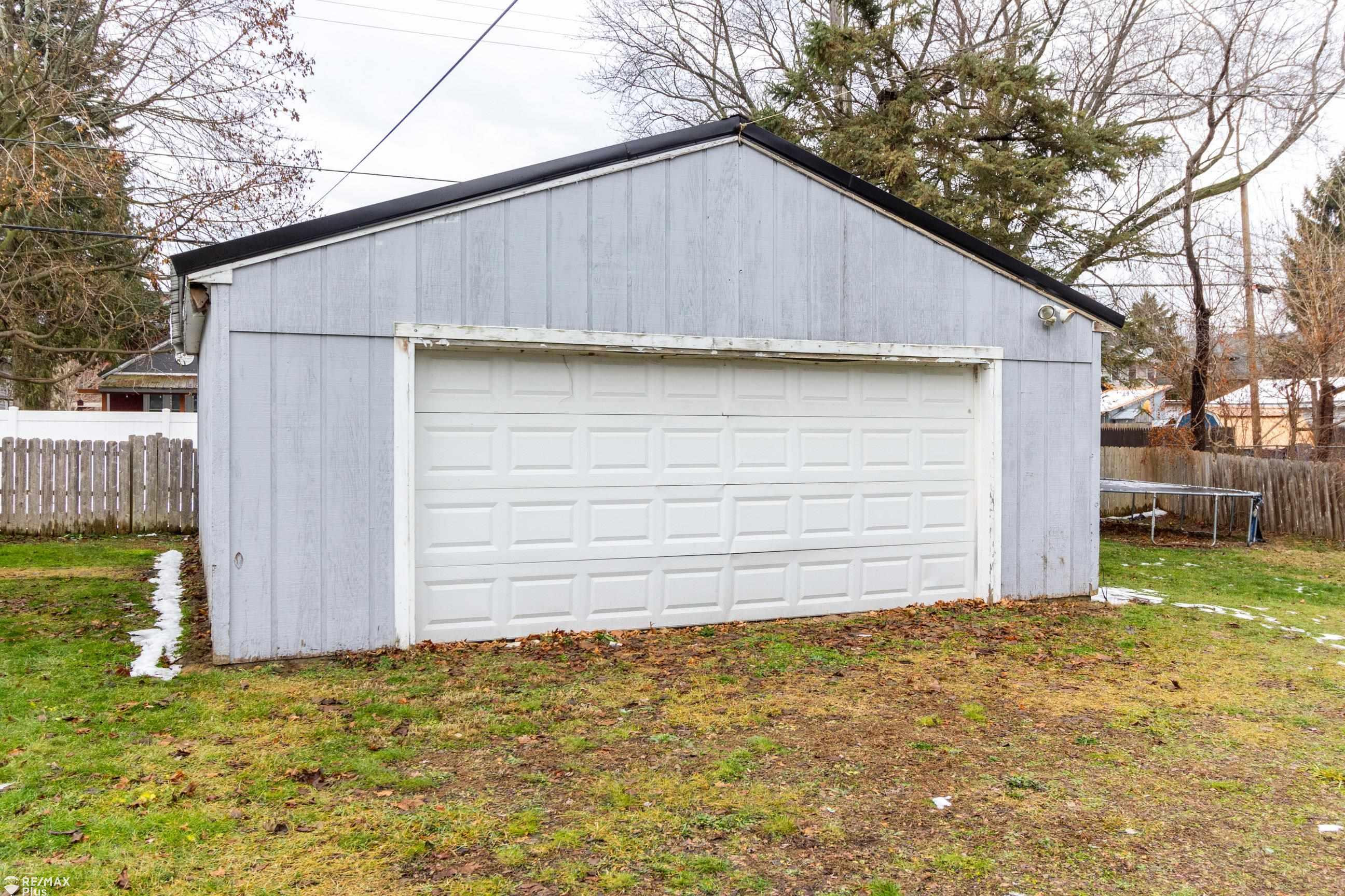 405 N Main Street, Imlay City, MI 48444 — Photo 31