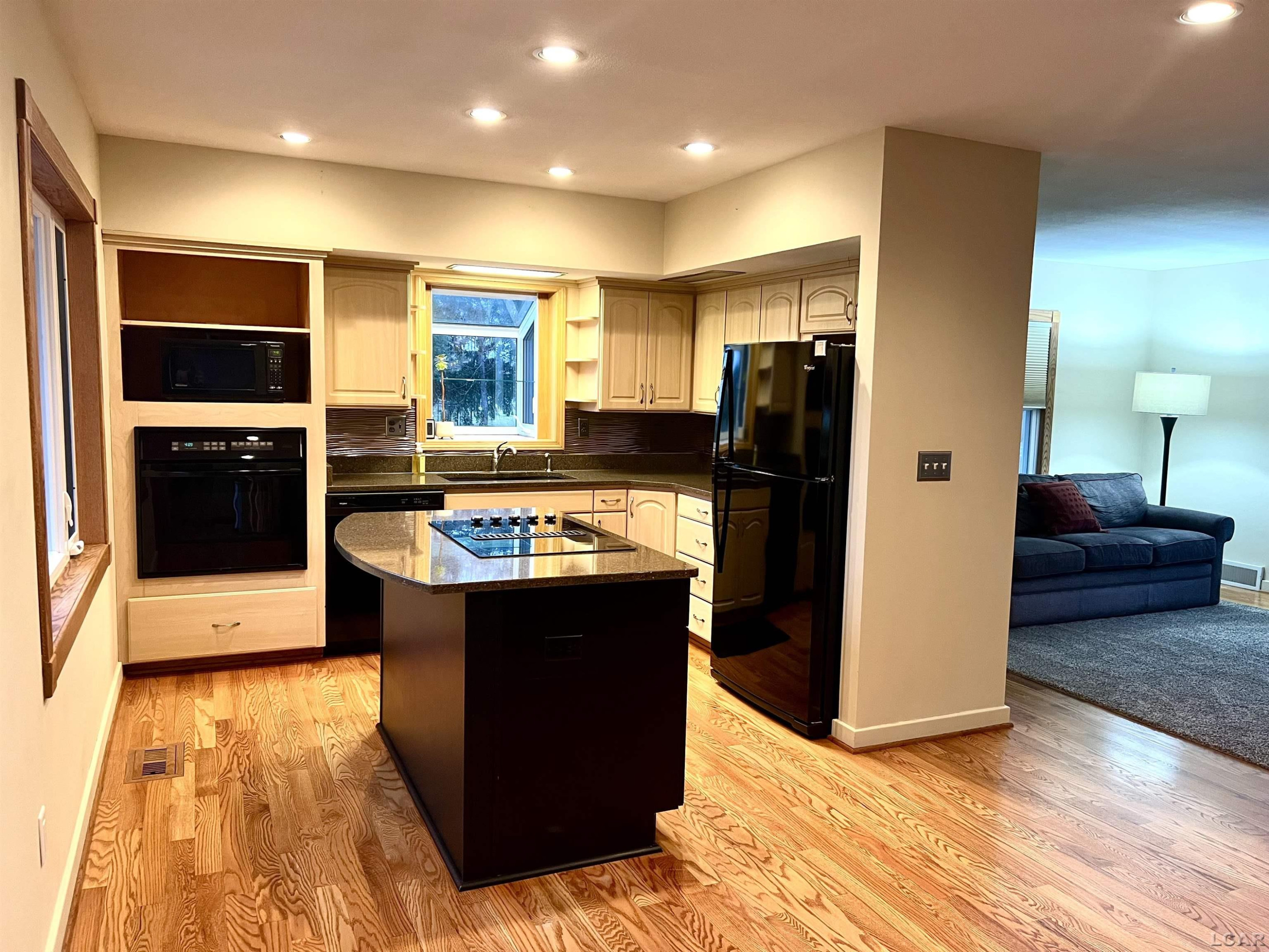 3680 Pleasant Lake, MI 48103 — Photo 11