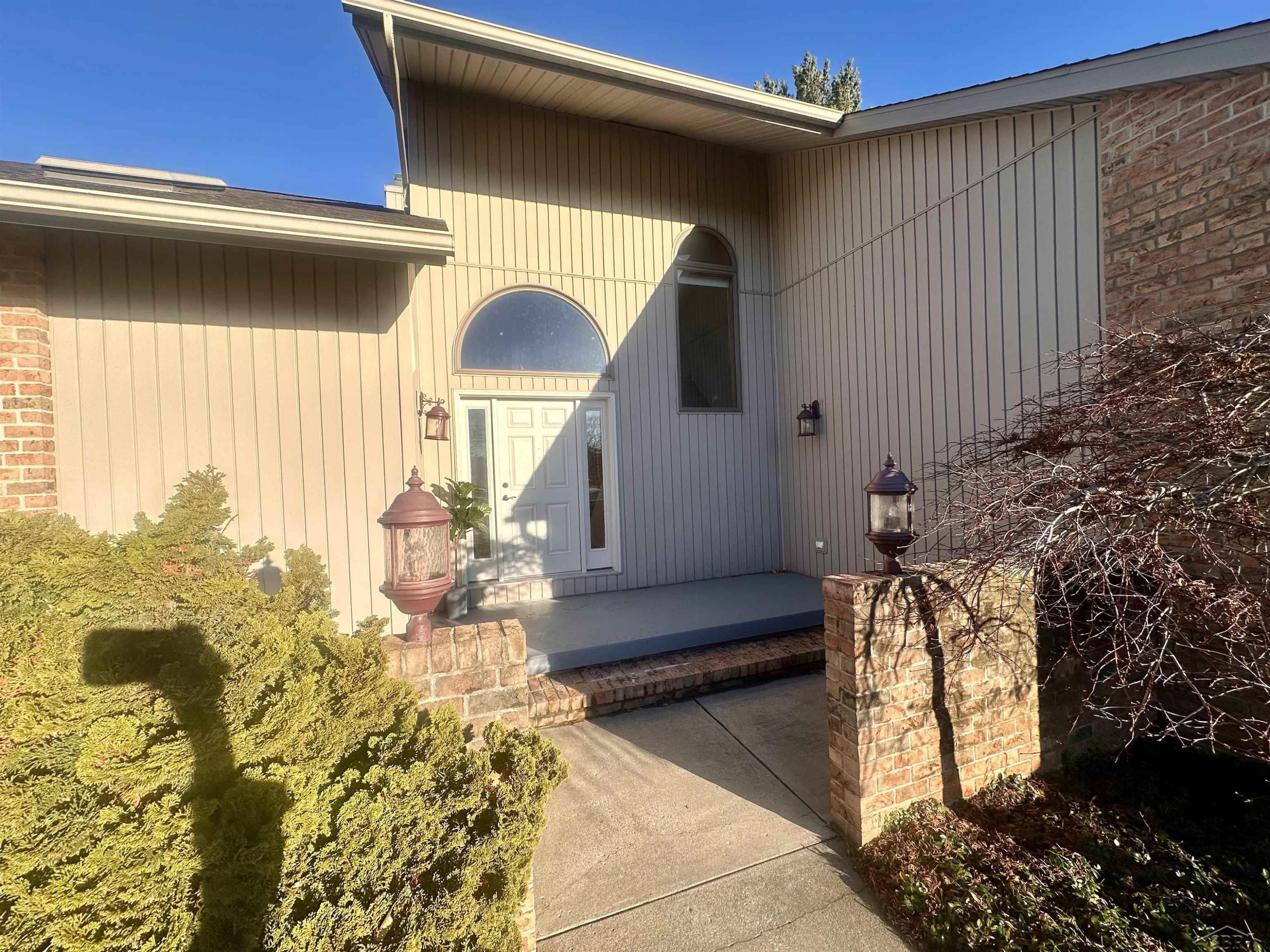 303 Ireland Street, Auburn, MI 48611 — Photo 4