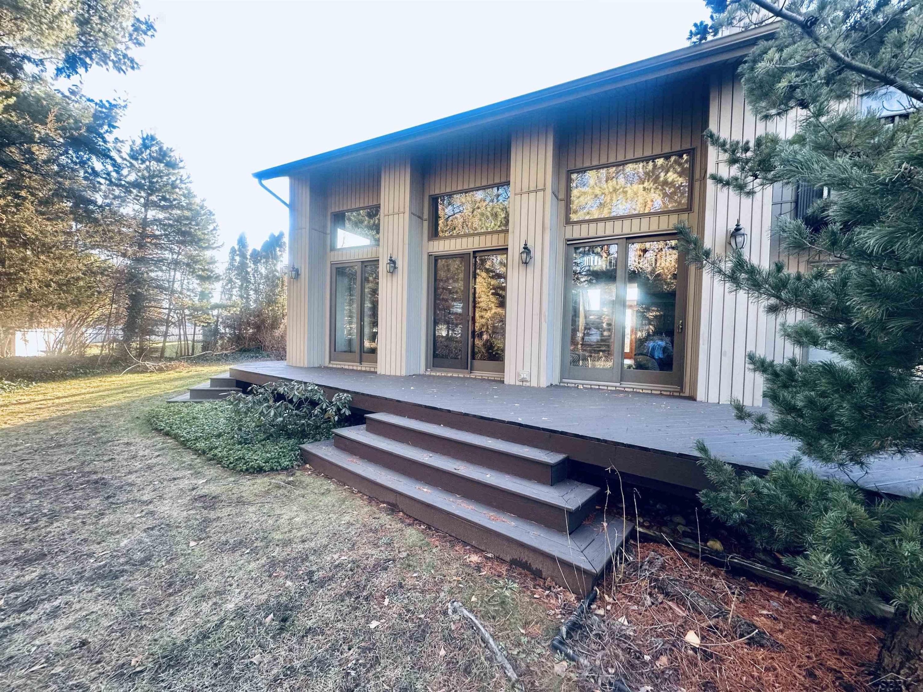 303 Ireland Street, Auburn, MI 48611 — Photo 47