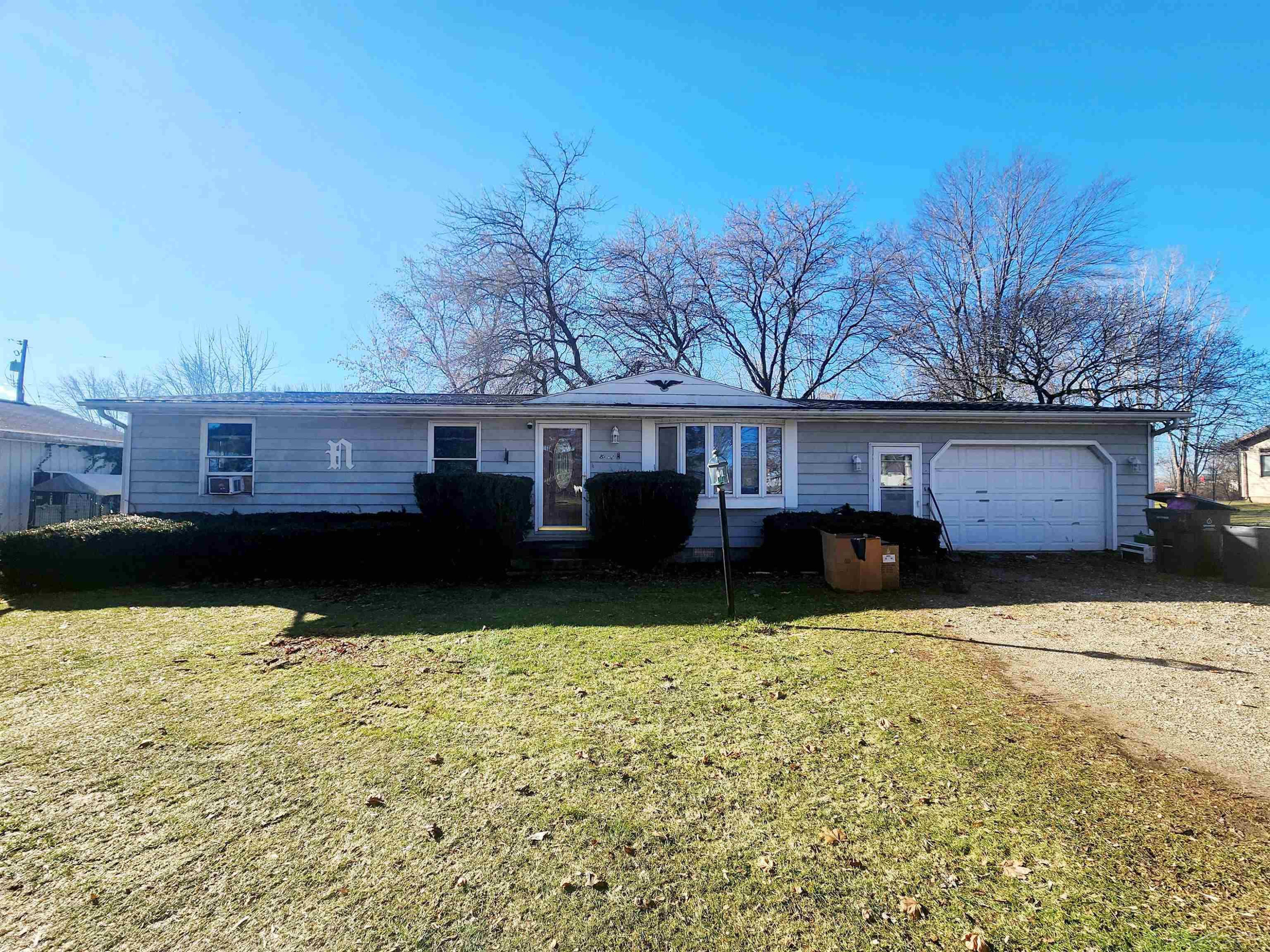 8140 S Federal Road, Shepherd, MI 48883 — front exterior