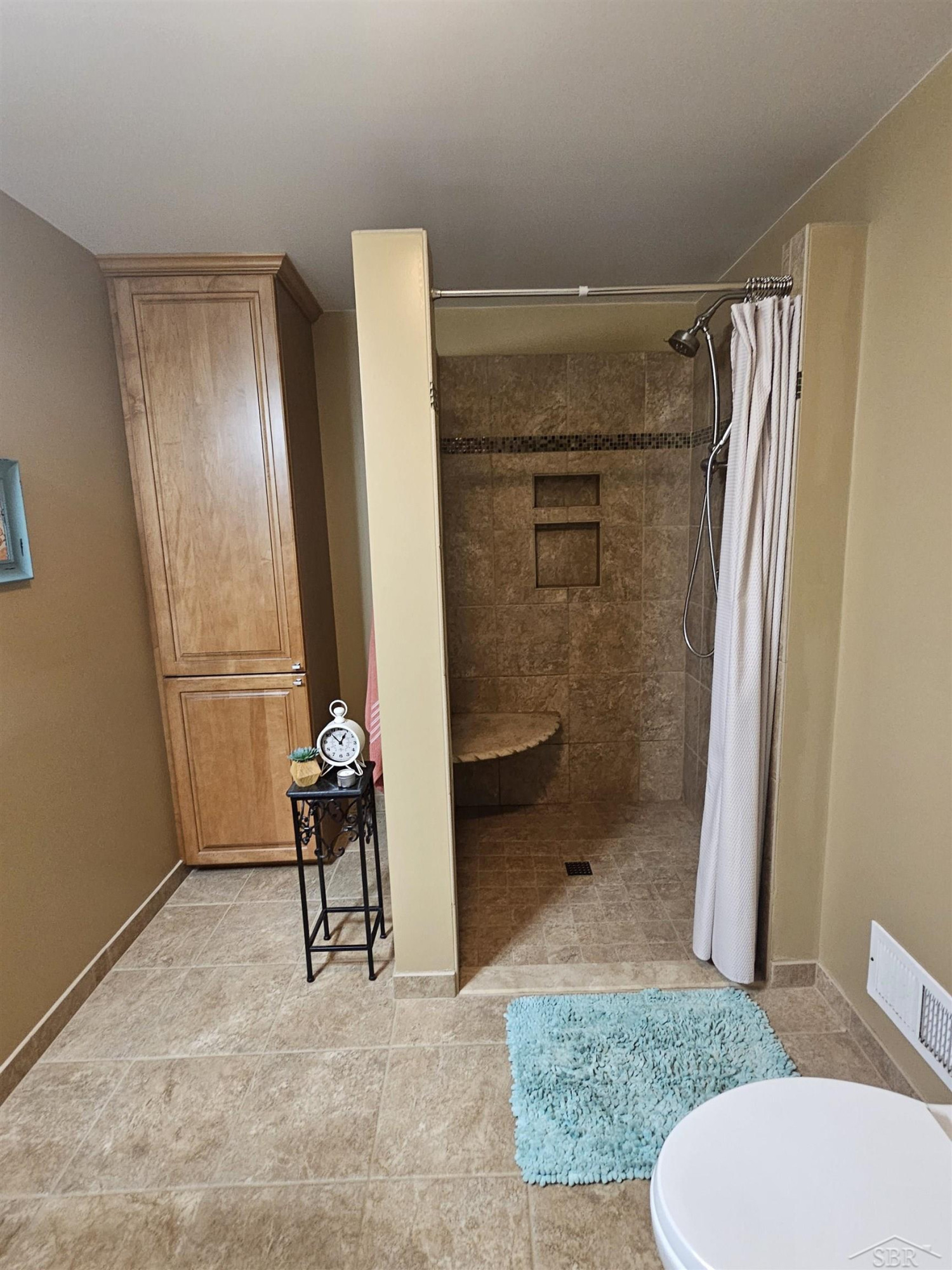 586 E Sebewaing Street, Sebewaing, MI 48759 — Photo 22