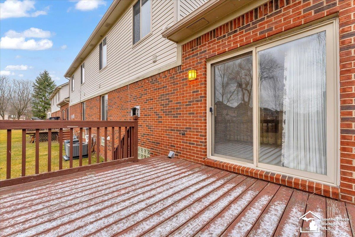 20238 Doves Pointe, Romulus, MI 48174 — Photo 24