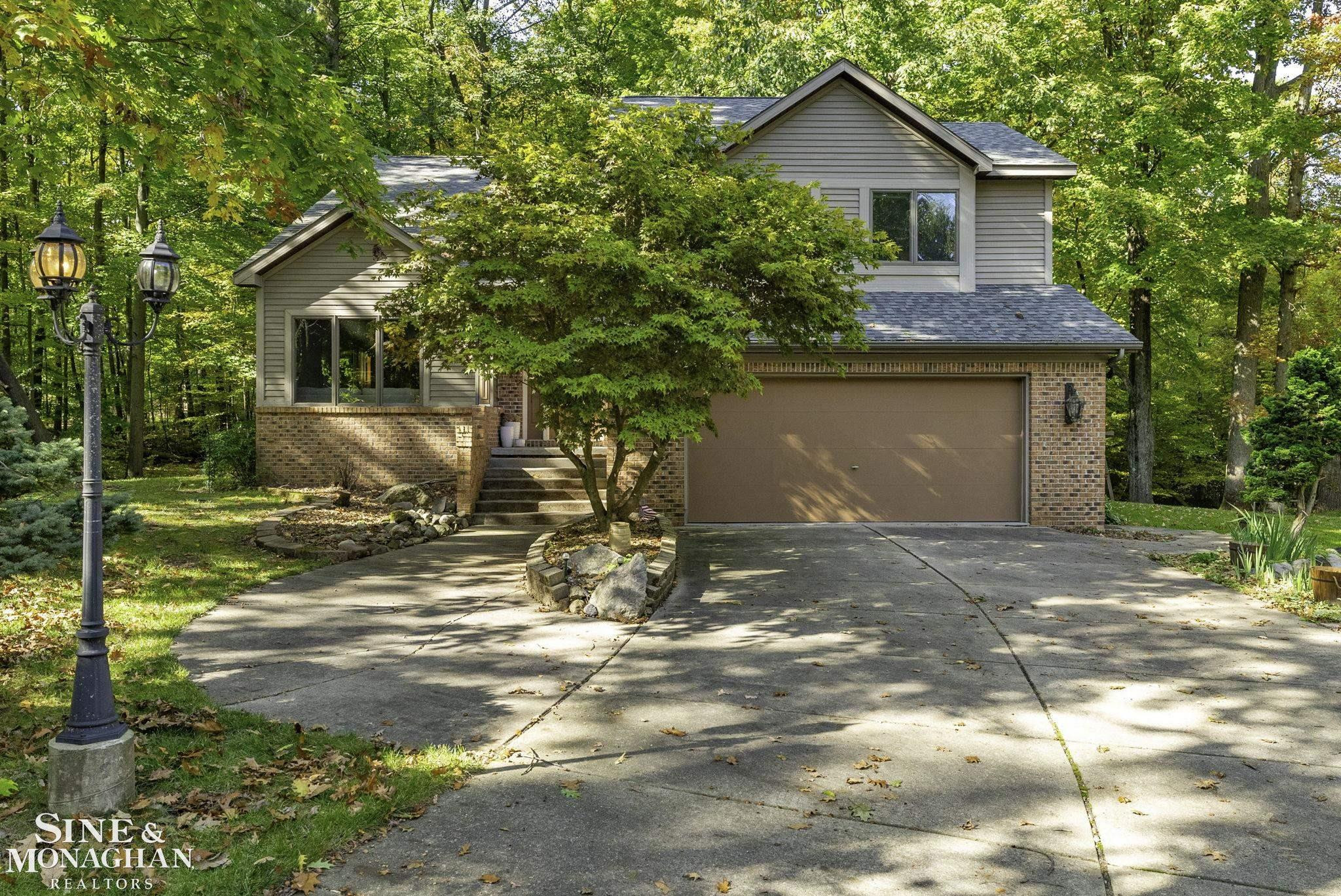 5401 Clear Lake Road, North Branch, MI 48461 — front exterior