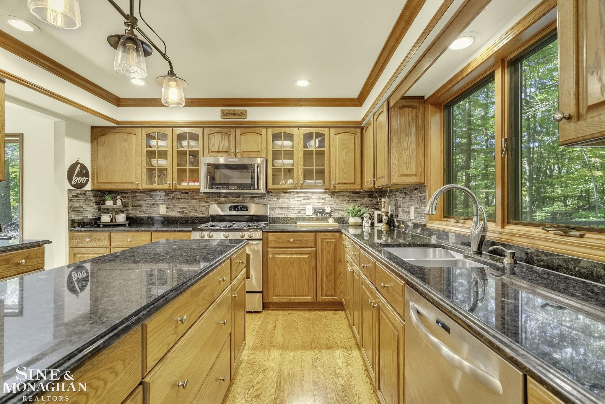 5401 Clear Lake Road, North Branch, MI 48461 — Photo 17