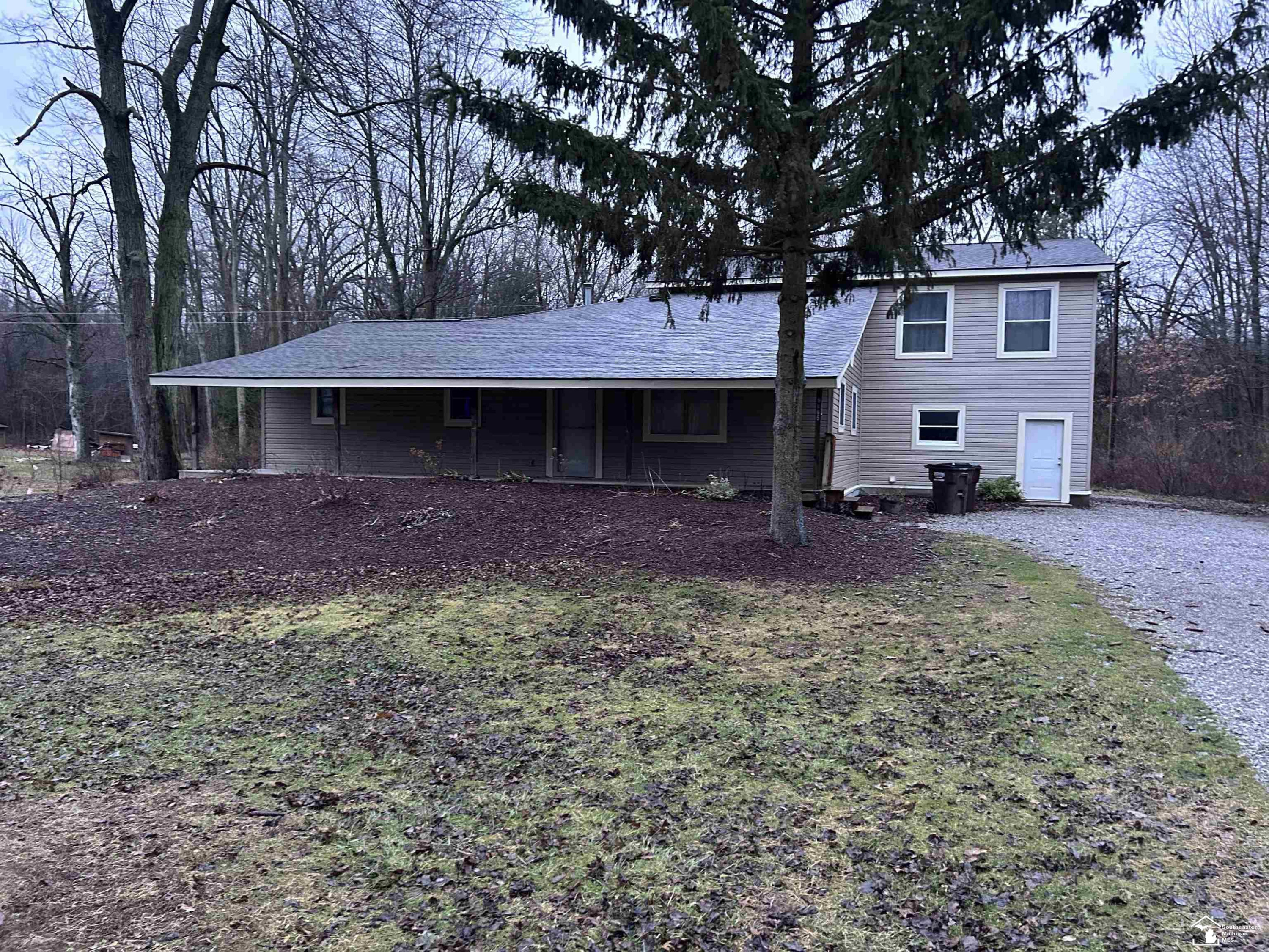 9665 Tuttlehill Rd, Maybee, MI — Photo 2