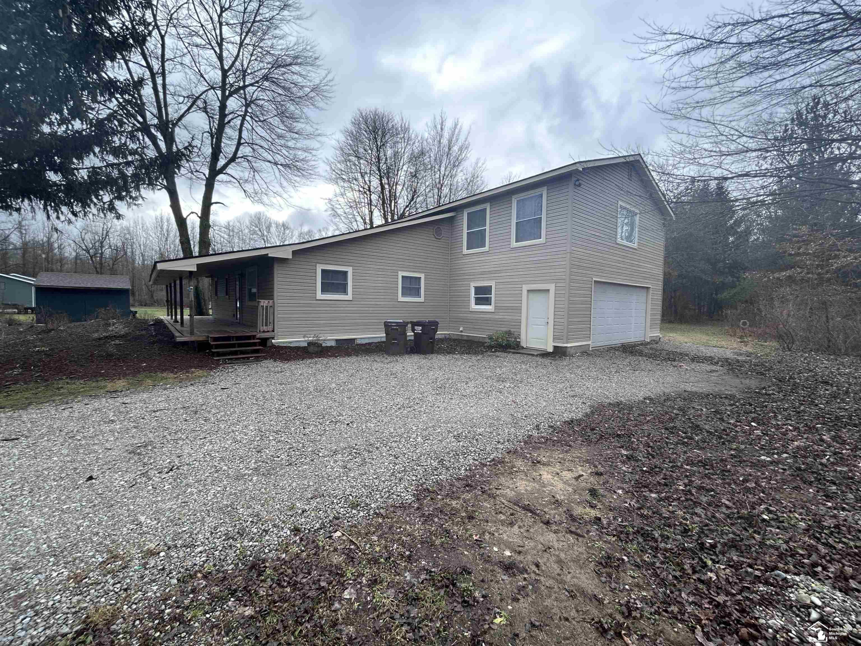 9665 Tuttlehill Rd, Maybee, MI — Photo 5