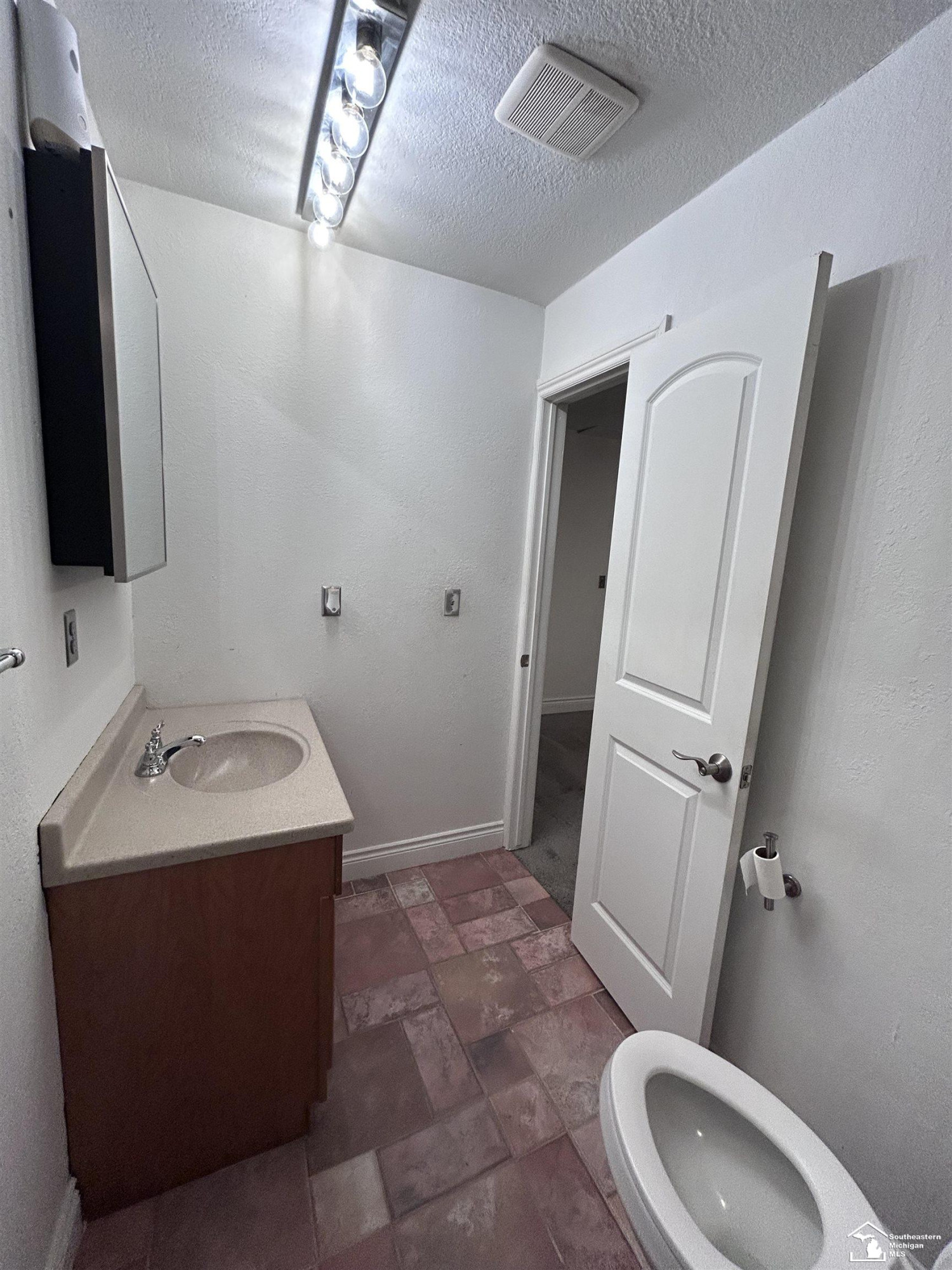 9665 Tuttlehill Rd, Maybee, MI — Photo 37