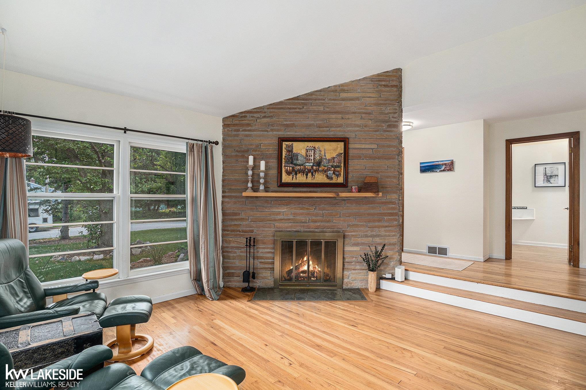 606 Robin Road, Ann Arbor, MI 48103 — Photo 2