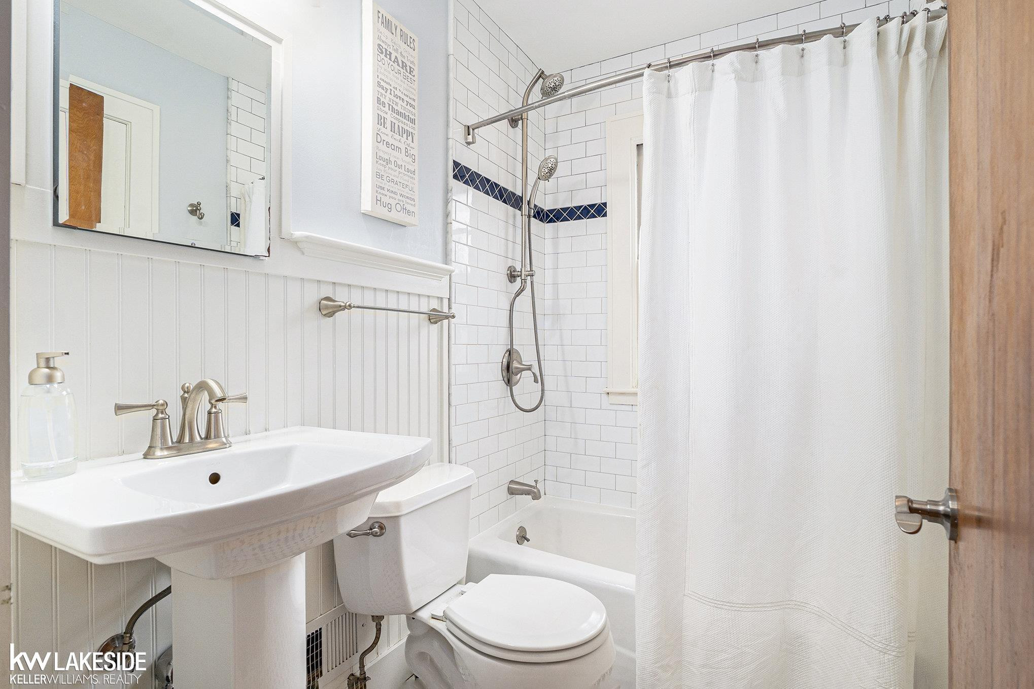 606 Robin Road, Ann Arbor, MI 48103 — Photo 13