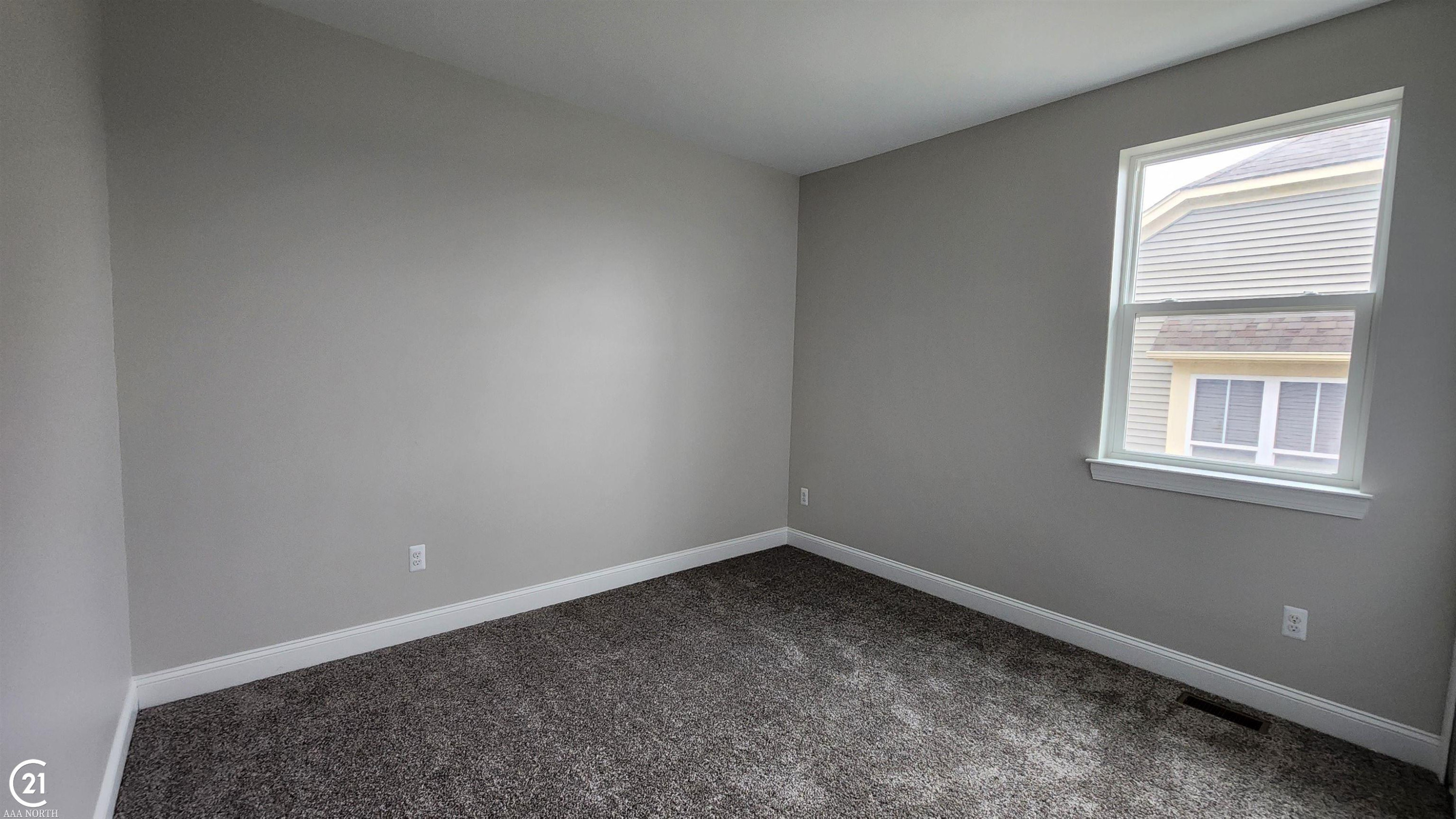 7774 Drakeshire Boulevard, Almont, MI 48003 — Photo 15