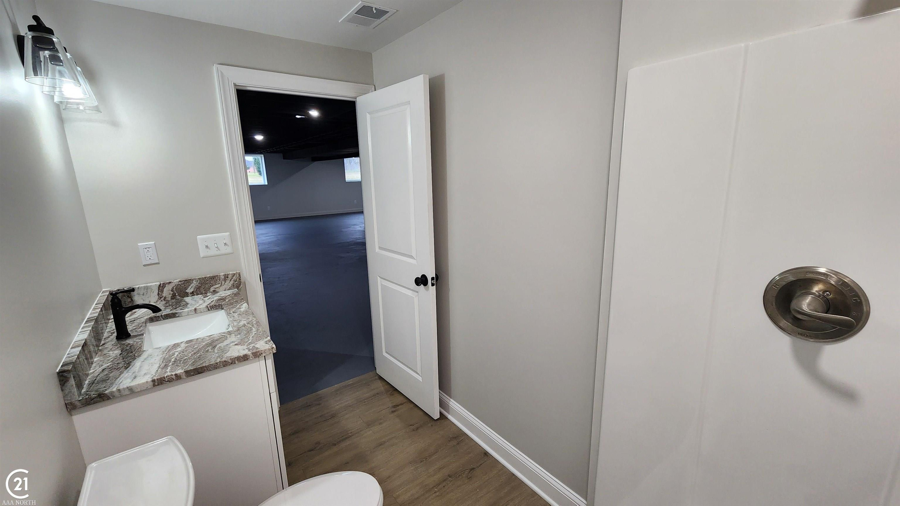 7774 Drakeshire Boulevard, Almont, MI 48003 — Photo 25