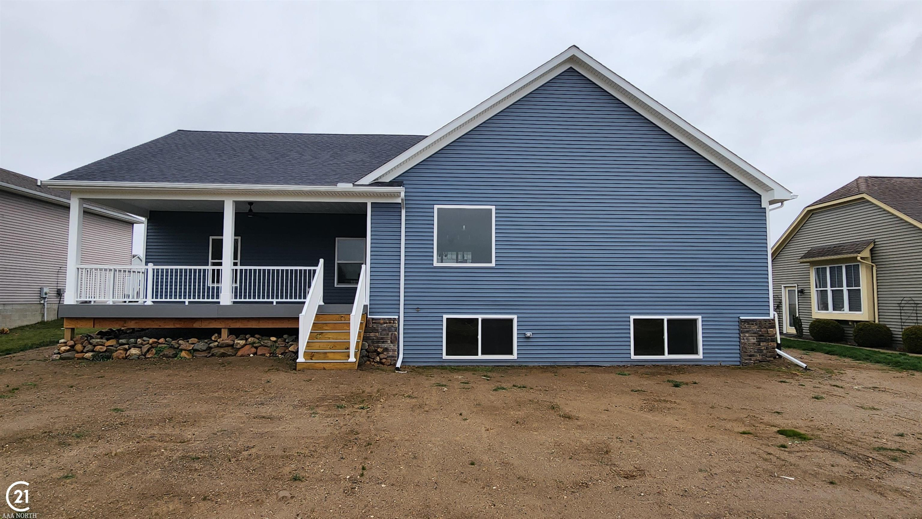 7774 Drakeshire Boulevard, Almont, MI 48003 — Photo 31