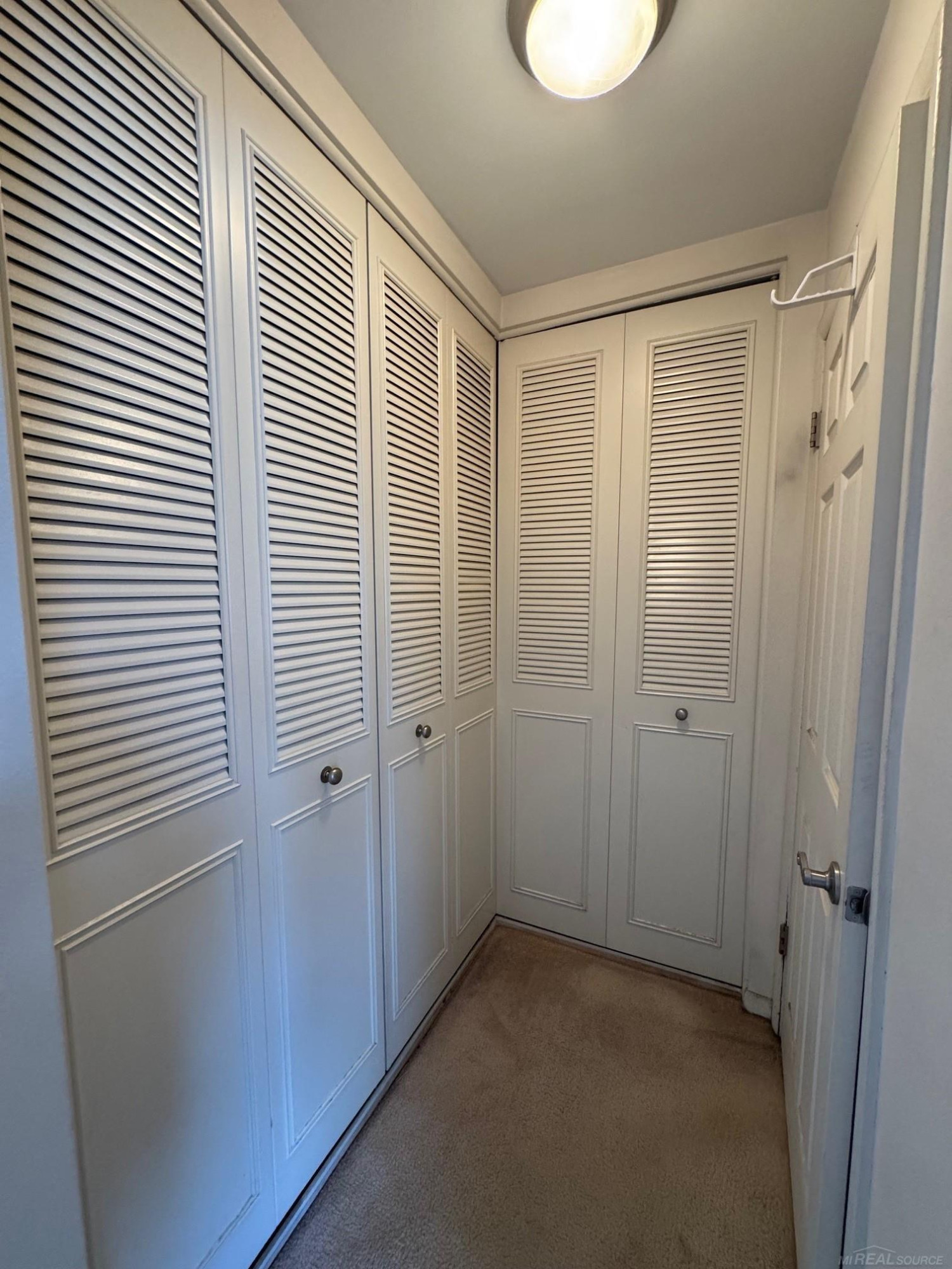 494 N Fox Hills Drive, 4, Bloomfield Hills, MI 48304 — Photo 8