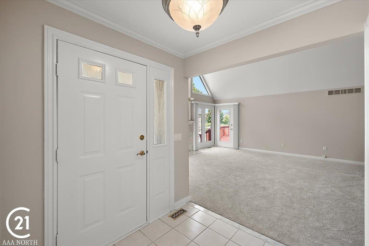 14916 Stoney Brook Drive, Utica, MI 48315 — Photo 6