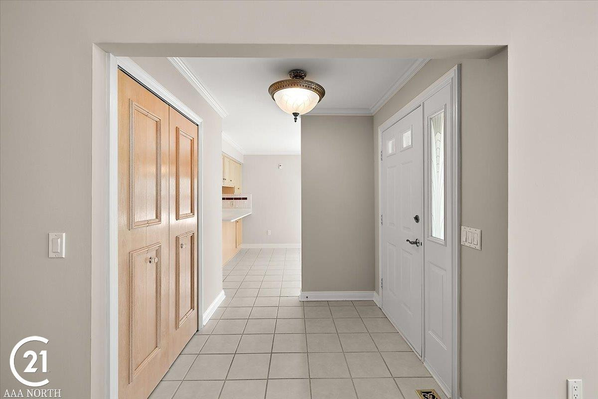 14916 Stoney Brook Drive, Utica, MI 48315 — Photo 7