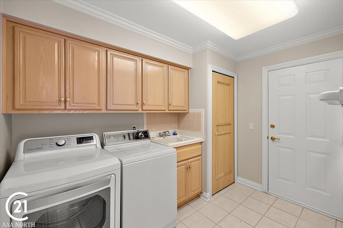 14916 Stoney Brook Drive, Utica, MI 48315 — Photo 23