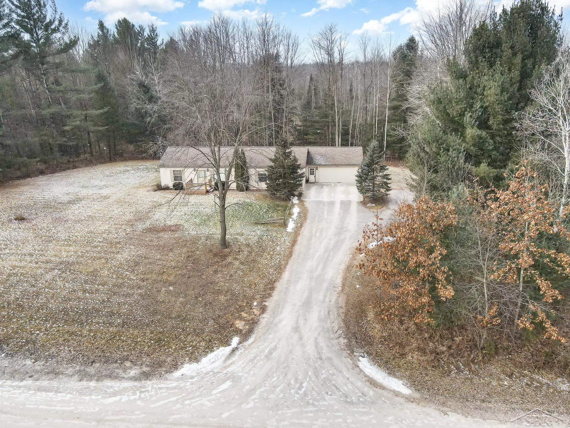 2492 S Towerline Road, Whittemore, MI 48770 — Photo 28